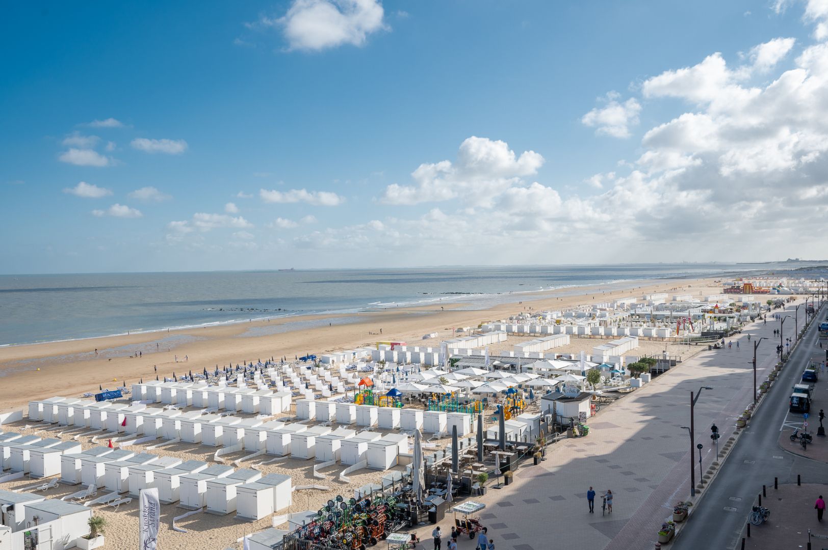 Sfeervol appartement met uitzonderlijk karakter op de Zeedijk foto 24