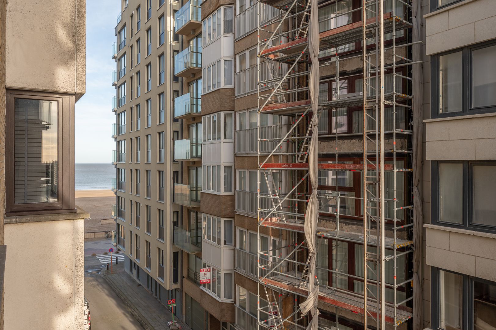 Vernieuwd appartement met zuidgericht terras vlakbij het strand in Duinbergen foto 20