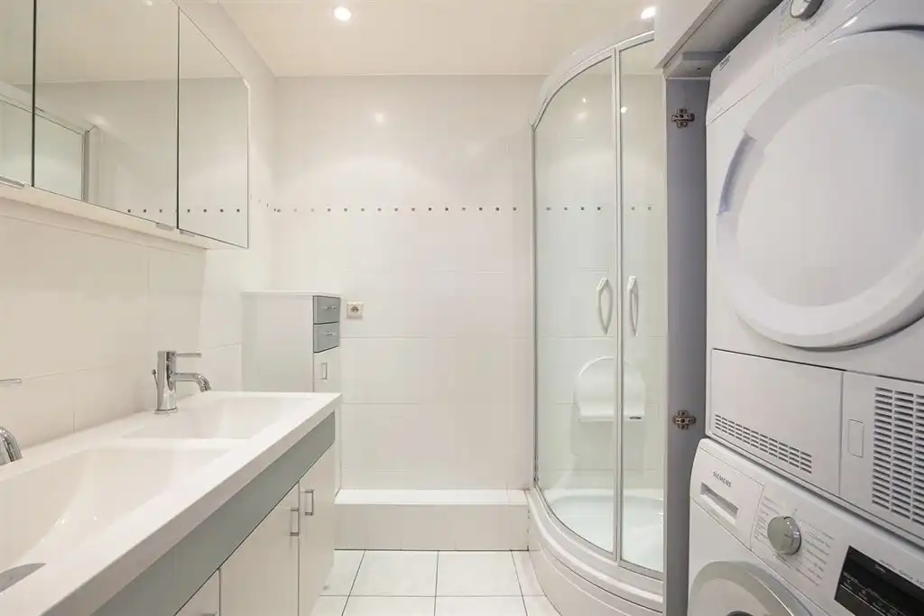 Instapklaar appartement met terras foto 13