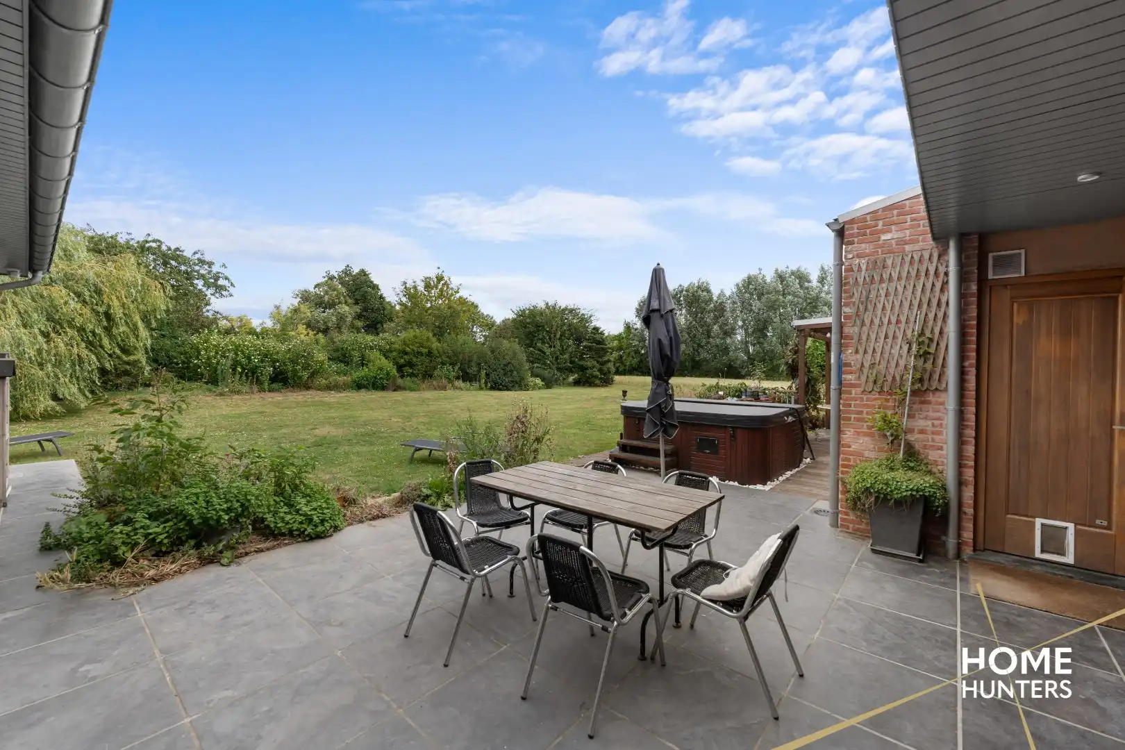 Instapklare exclusieve eigendom met historisch bijgebouw en hoogwaardige afwerking in een oase van rust en ruimte foto 28