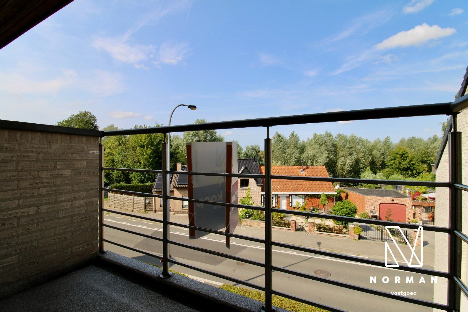 Prachtig appartement met 2 terrassen en garage in Heule! foto 15