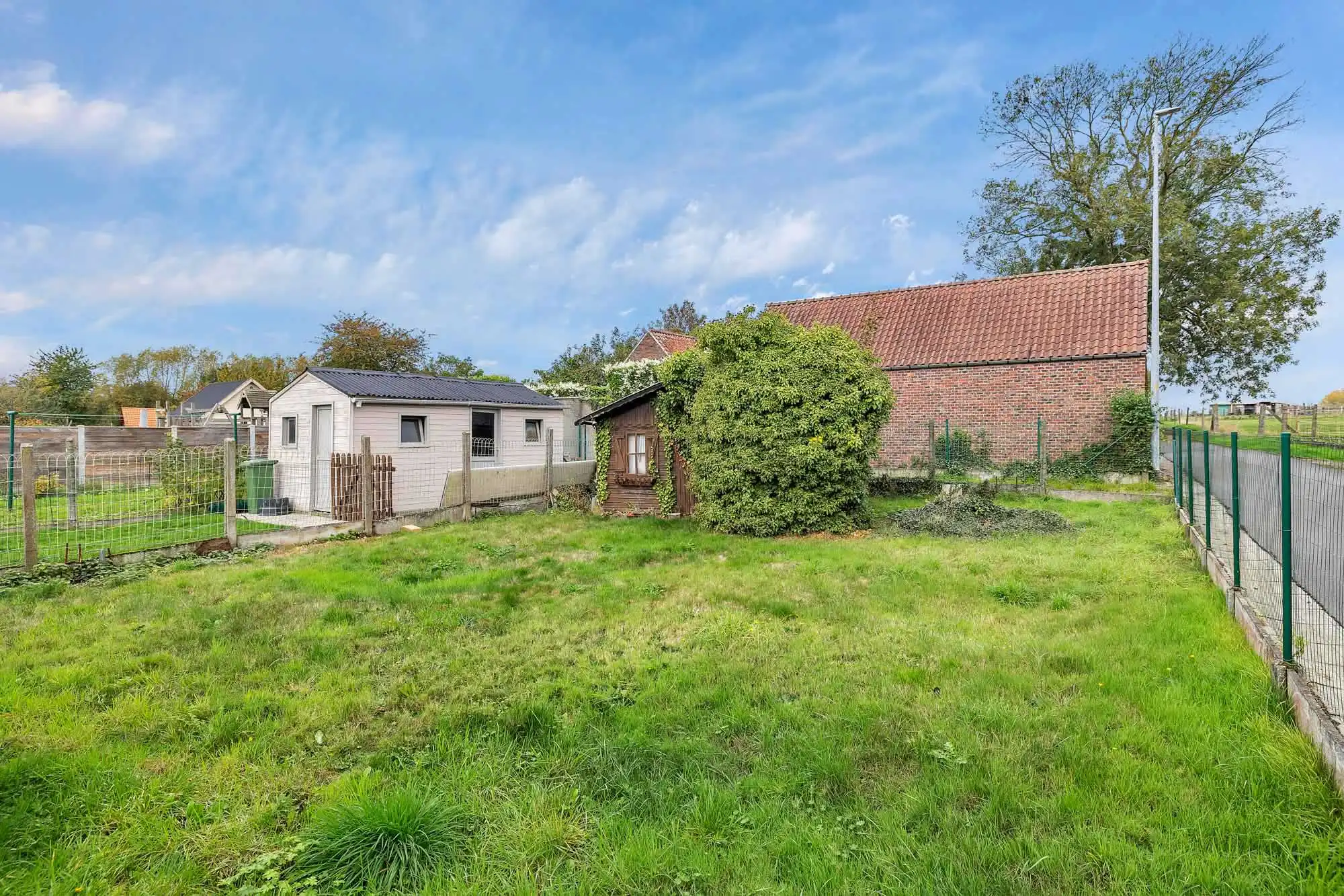 Ruime woning met twee entiteiten en ruime garage foto 28