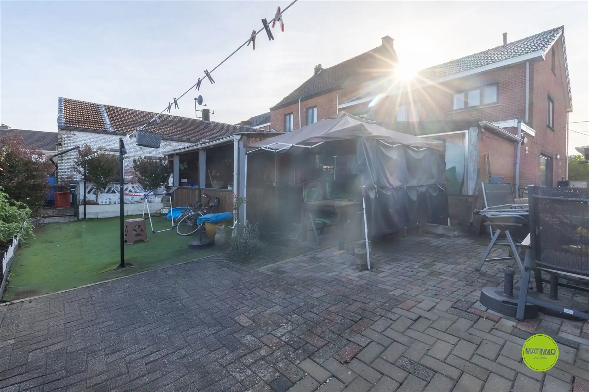 Ruime halfopen woning met 4 slaapkamers in Leopoldsburg foto 16