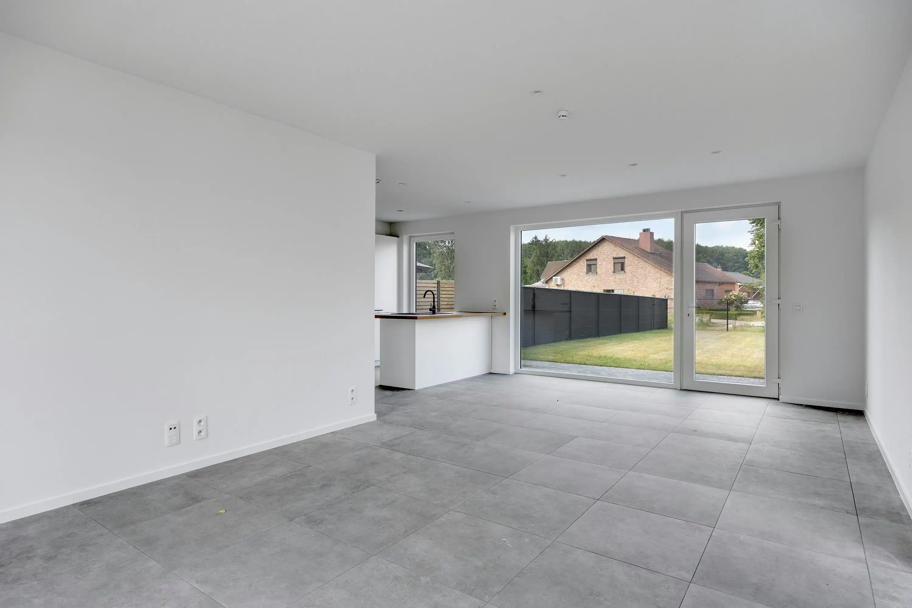 Halfopen nieuwbouwwoning met 3 slaapkamers te koop in Meldert foto 3