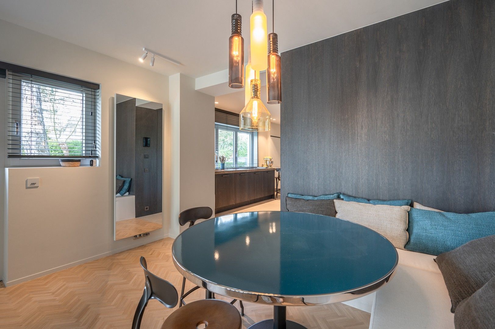 Prachtig tuinappartement met 3 volwaardige slaapkamers, gelegen in een paadje op een topligging in het Zoute. foto 13