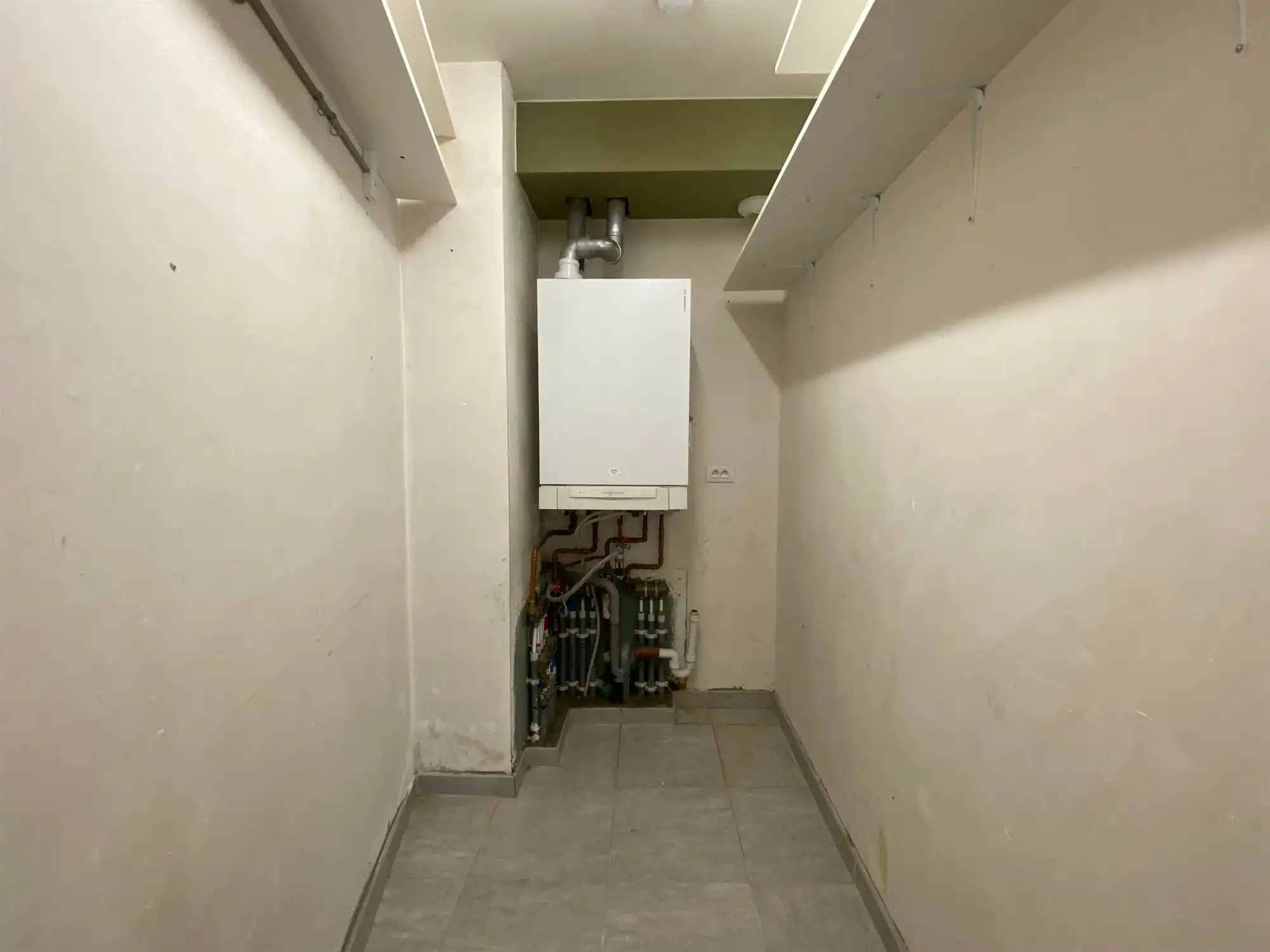 Gelijkvloers appartement met 2 slaapkamers en autostaanplaats  foto 6