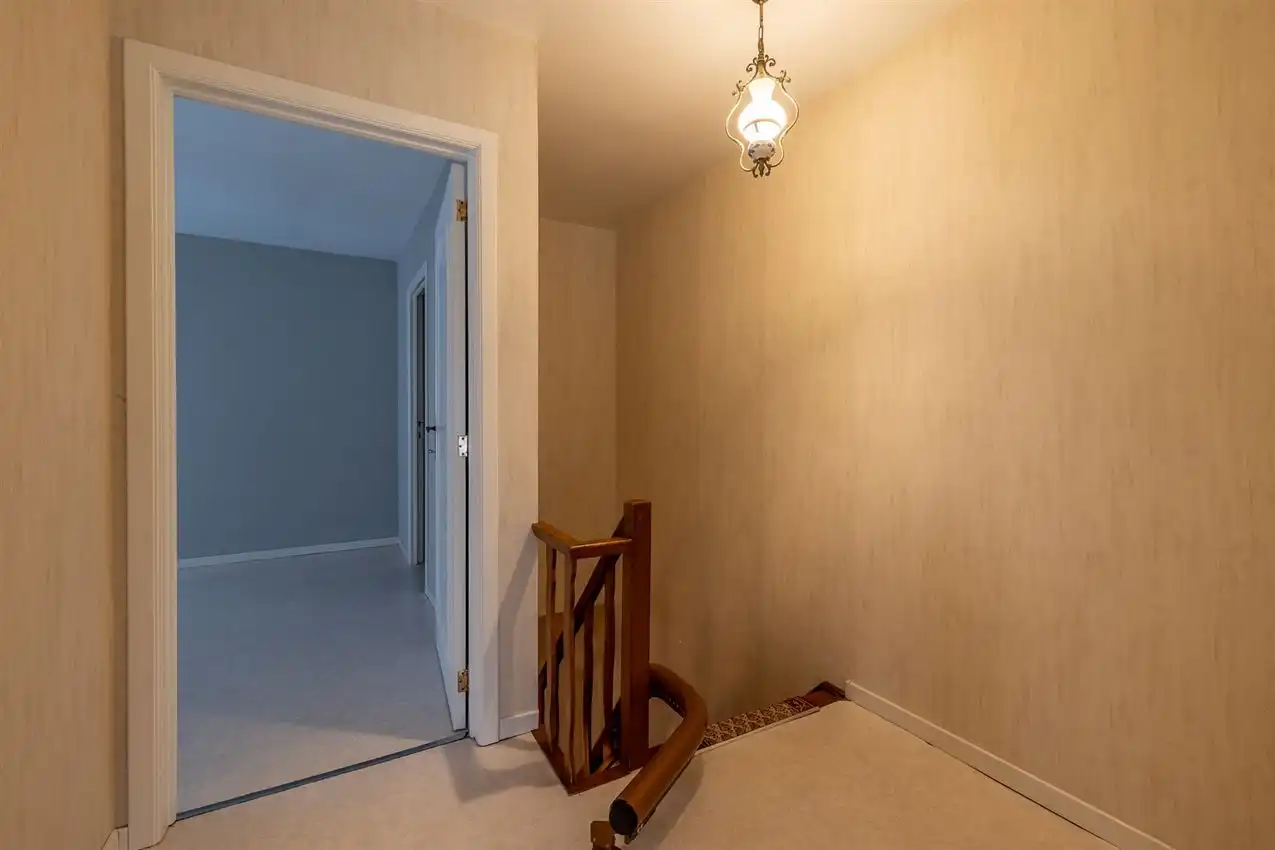 Stadswoning met 2 slk en ruimte inpandige garage foto 15