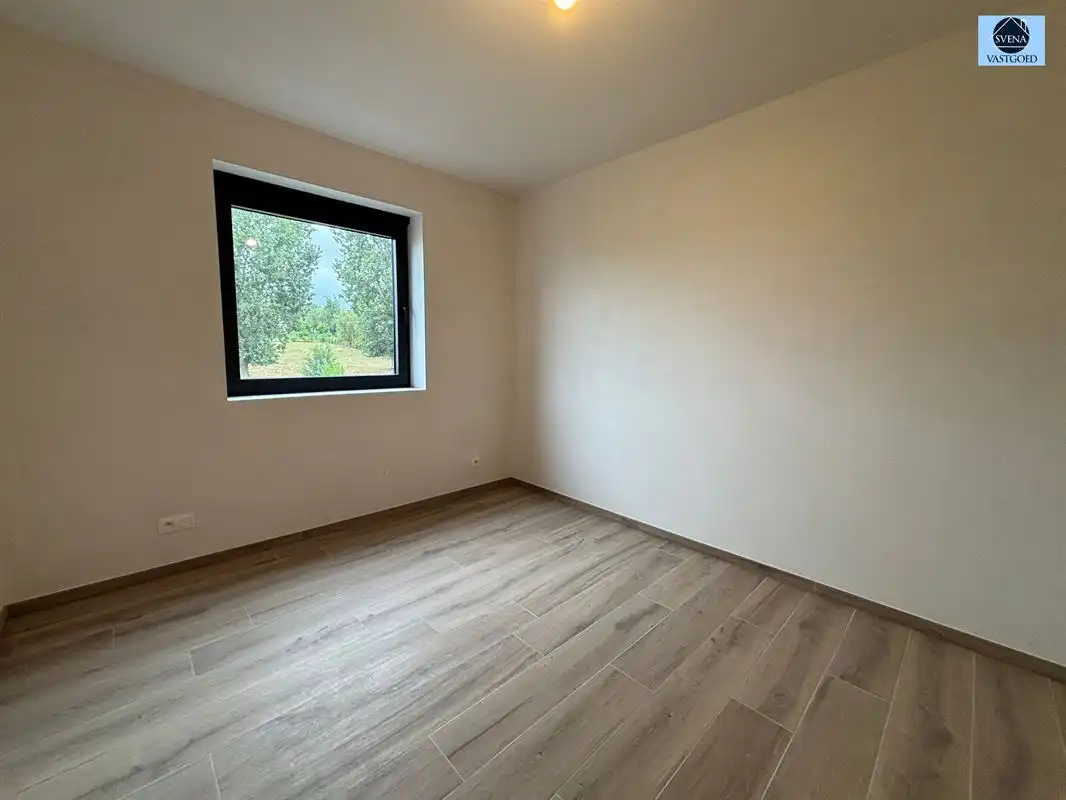 NIEUWBOUWWONING MET 4 SLAAPKAMERS, GARAGE EN TUIN  foto 9