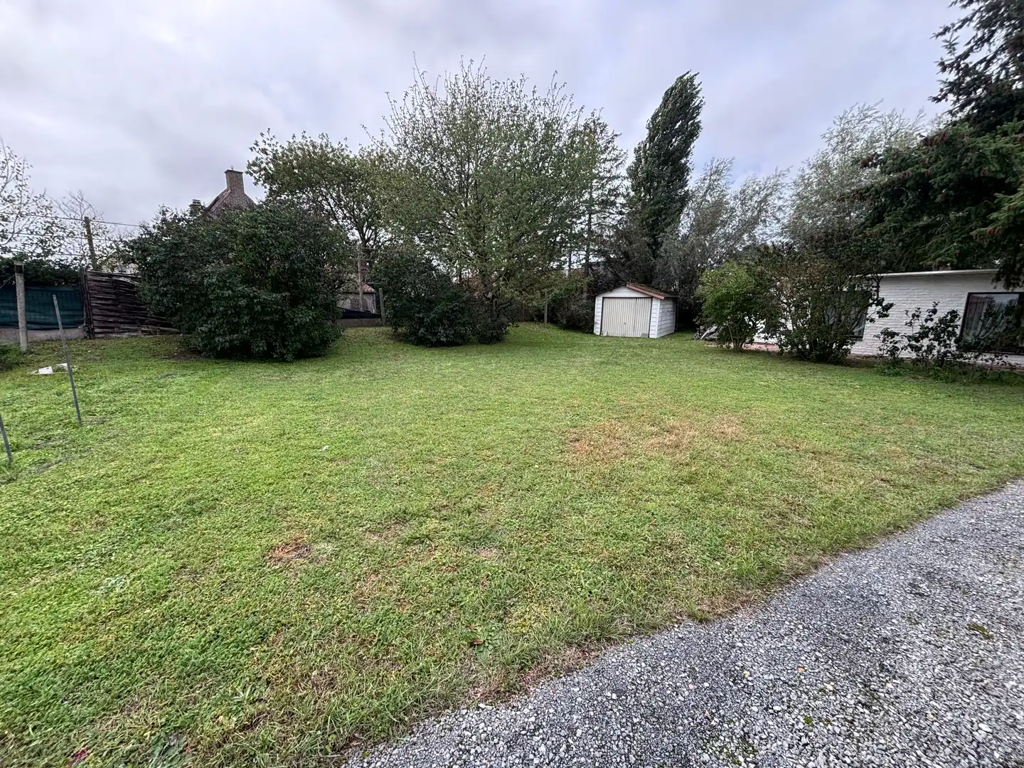 Te renoveren villa te koop op ruimtelijk perceel van 1080 m² in het hart van Koksijde! foto 16
