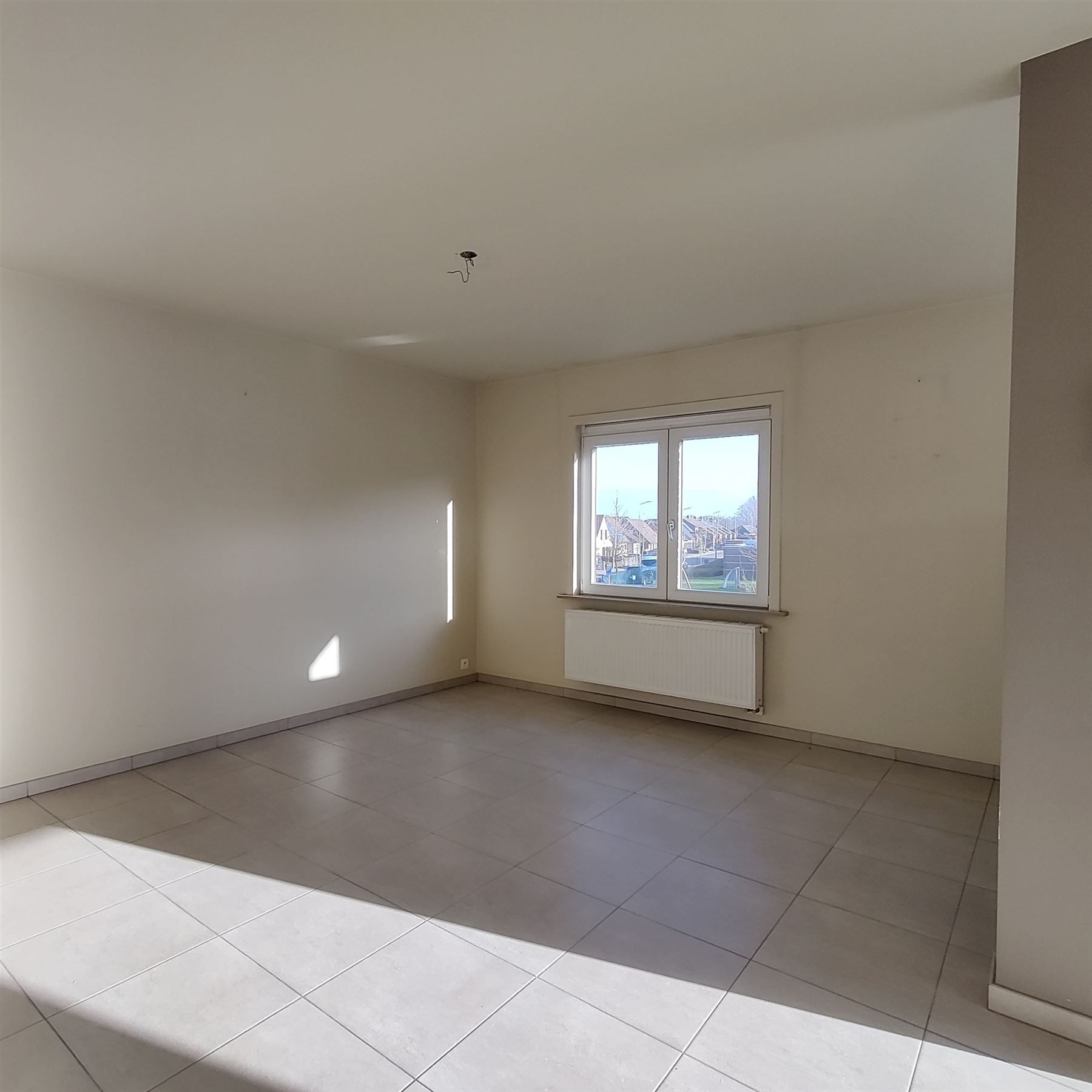 Lichtrijk appartement met 1 slaapkamer foto 3