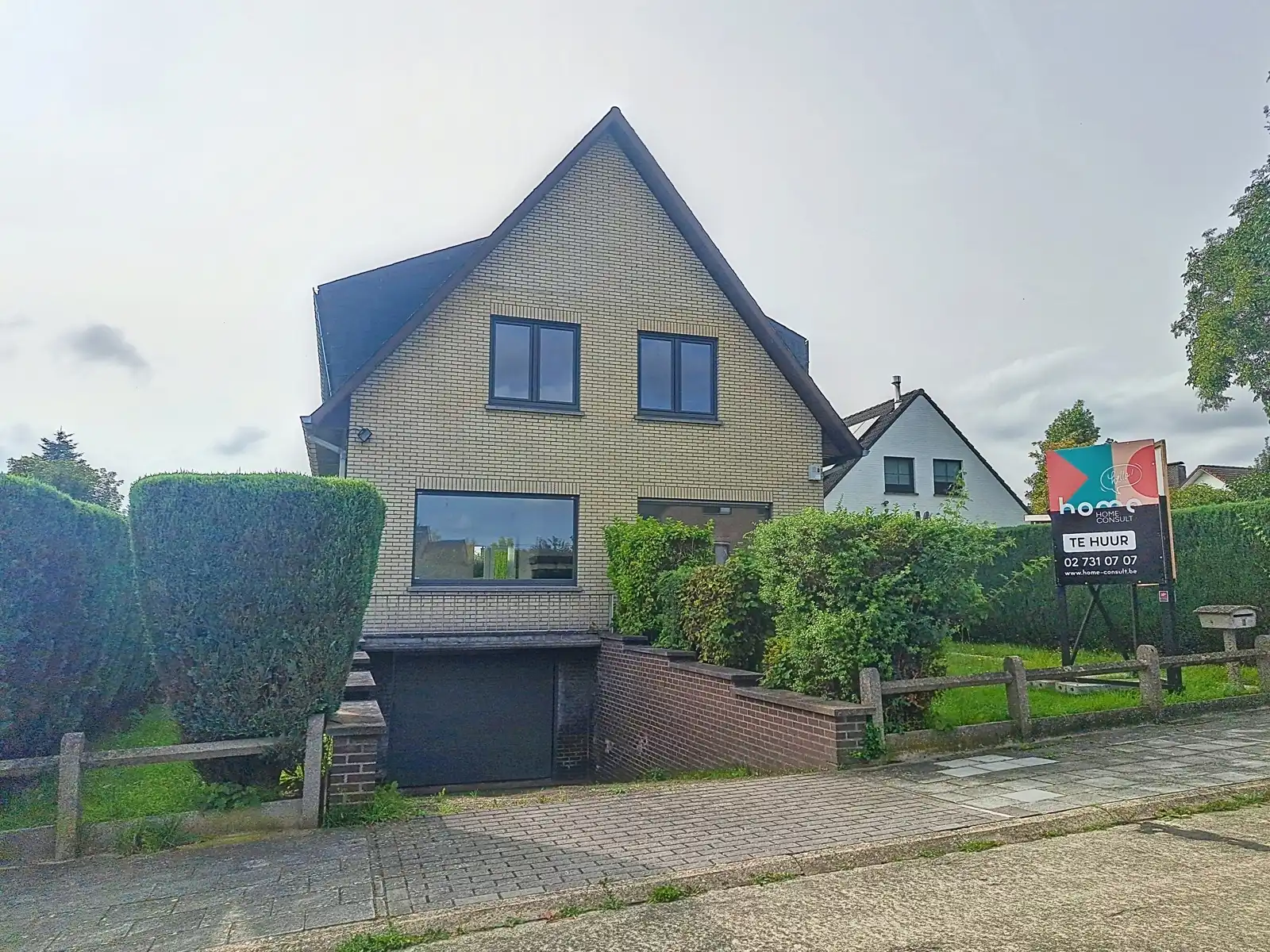 Villa te huur foto {{pictureIndex}}