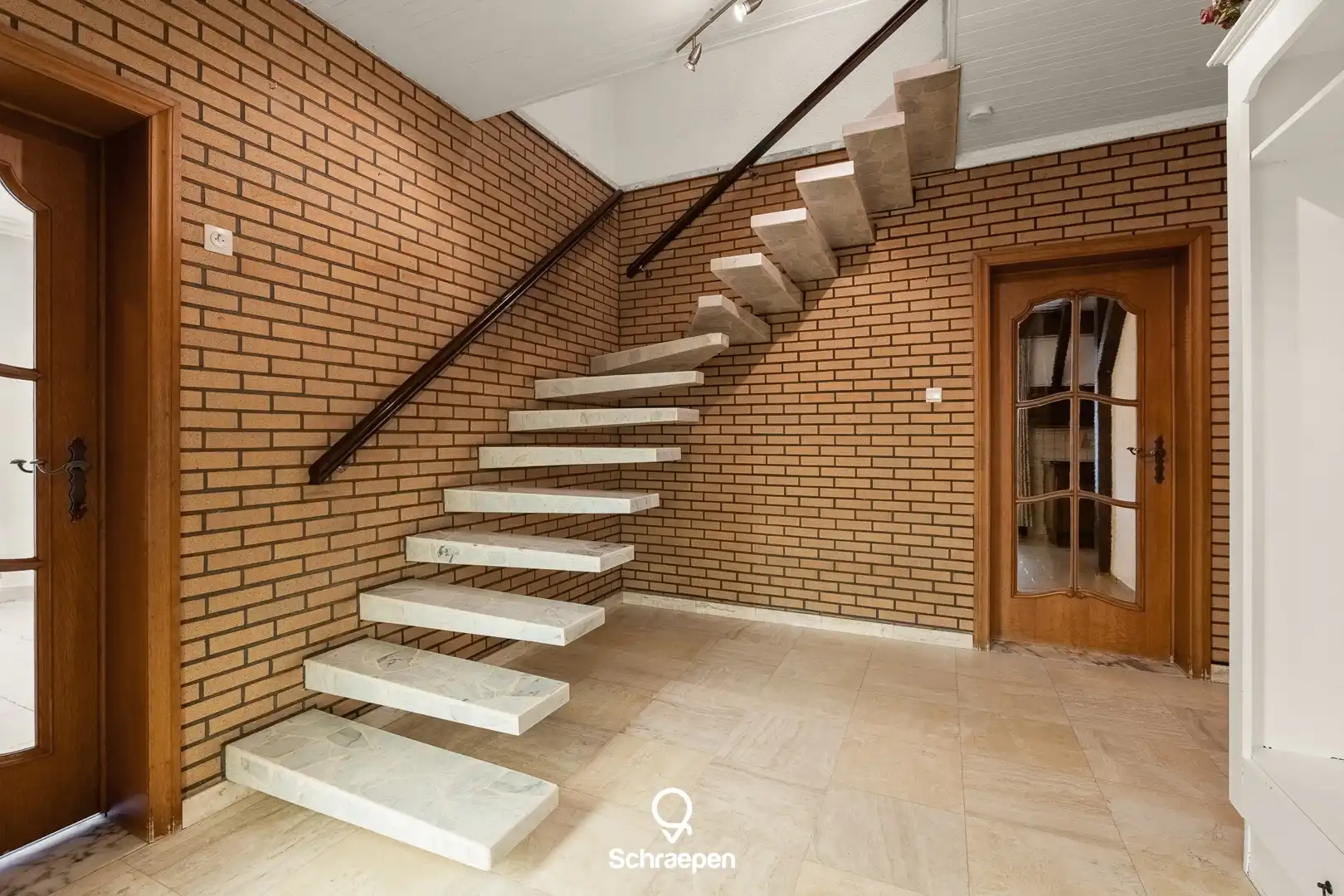 Rustig gelegen woning met 4 slpks op zuidelijk perceel van circa 23 are nabij Bokrijk! foto 5