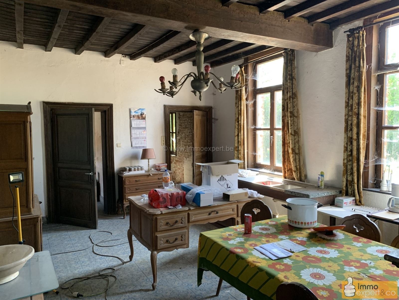 Pajottegem: Unieke hoeve met bijgebouwen en tuin foto 5