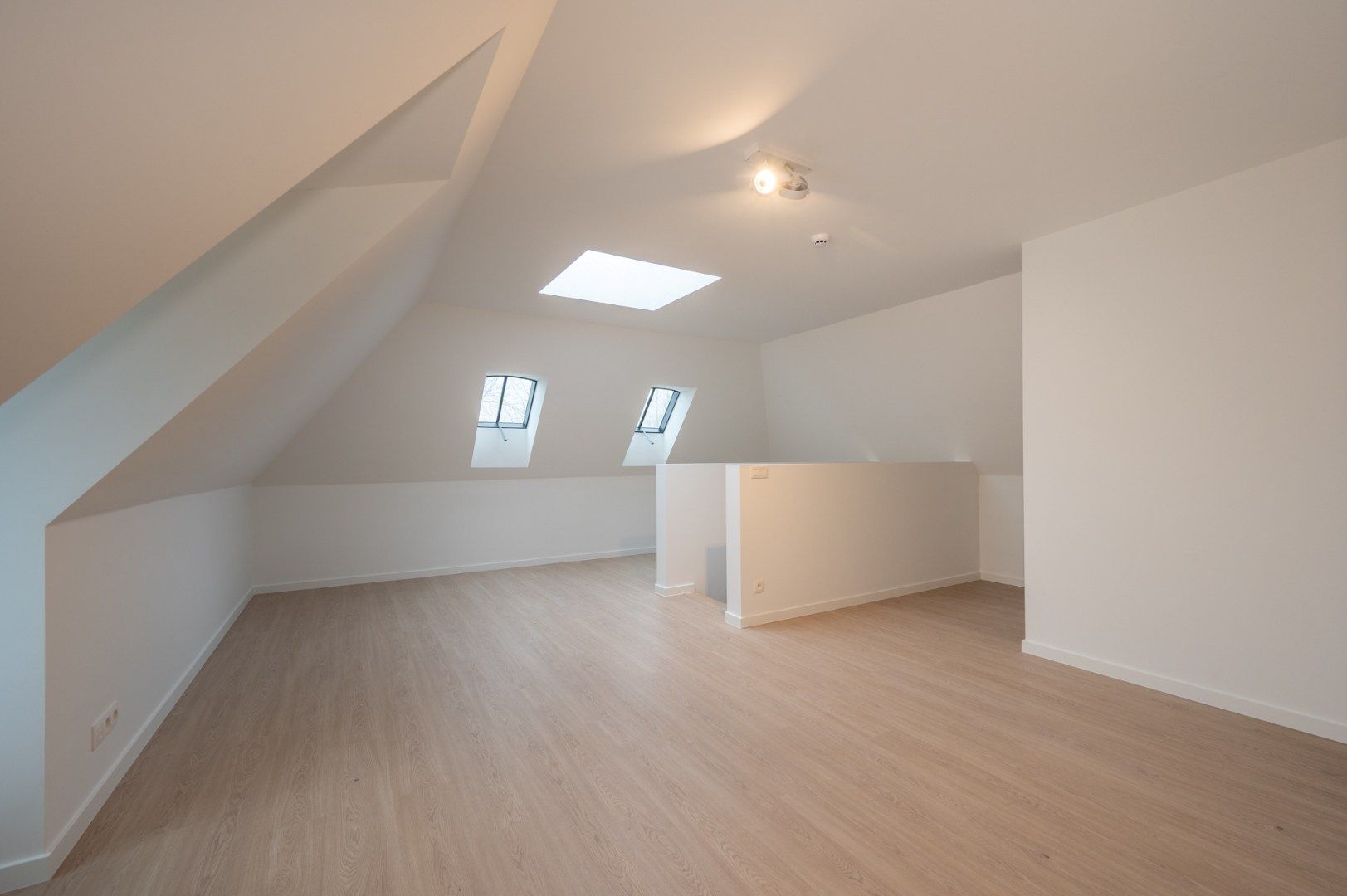 Moderne nieuwbouwvilla in de Meerlaan, nabij het centrum en het Scharpoord foto 14