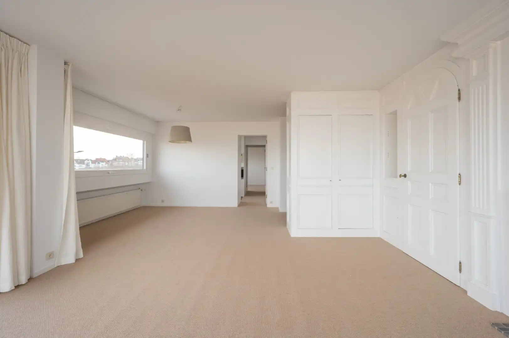 Prachtig hoekappartement te huur op de zeedijk in Duinbergen met frontaal zeezicht foto 4