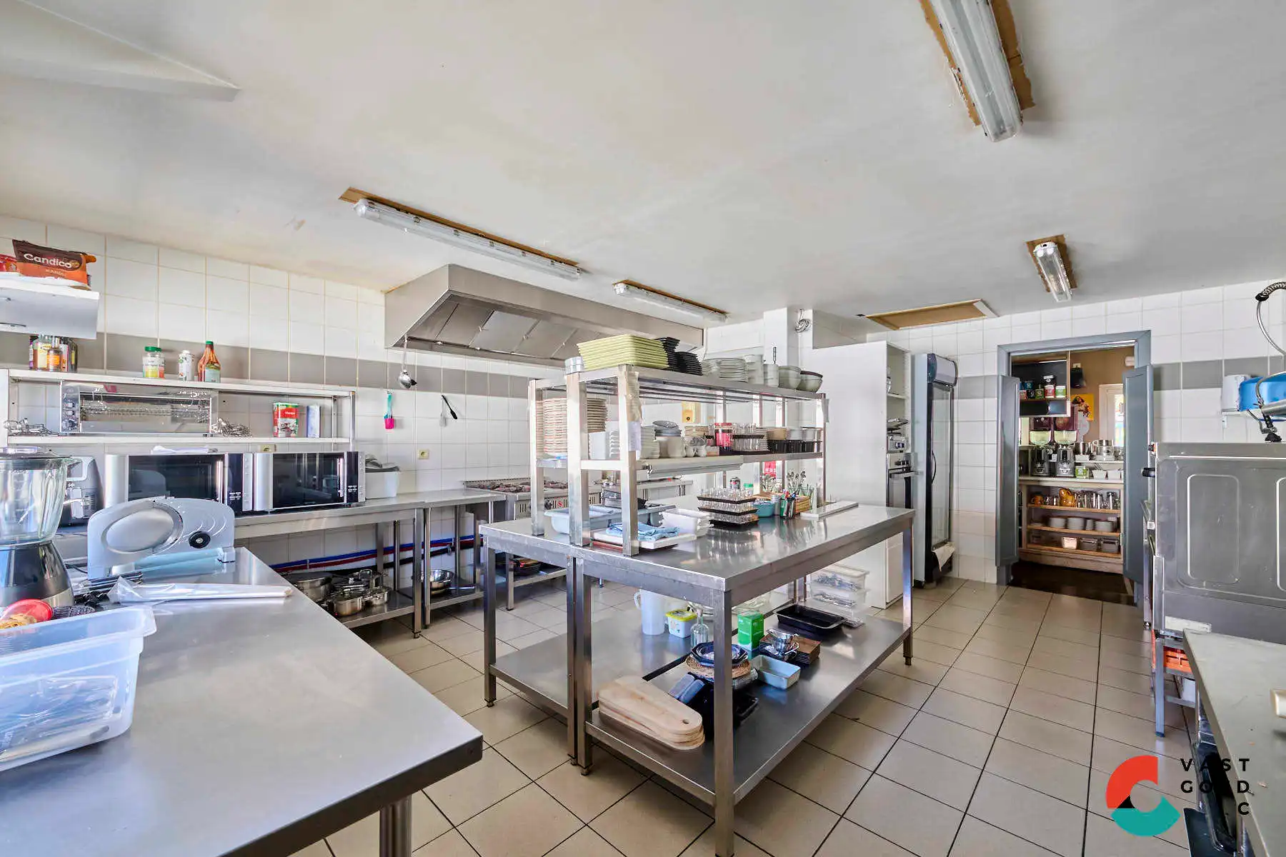Karaktervolle woning met polyvalente handelsruimte en een authentieke uitstraling. foto 11
