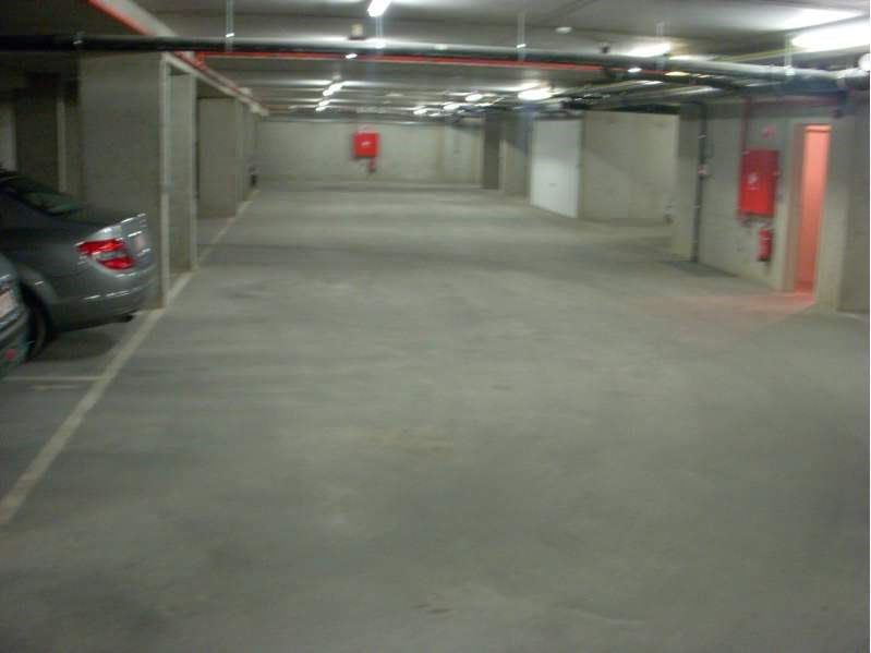 ONDERGRONDSE GARAGEBOX OP CENTRALE LIGGING foto 4