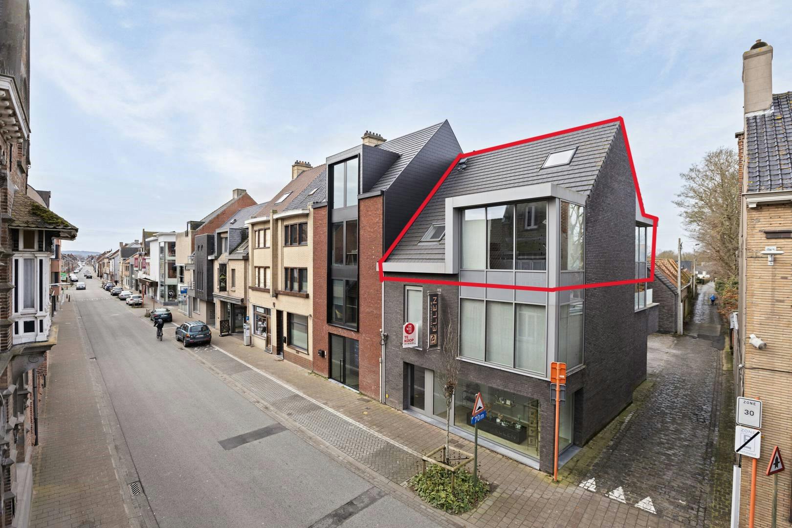 Appartement te koop in de Casselstraat in Poperinge foto 2