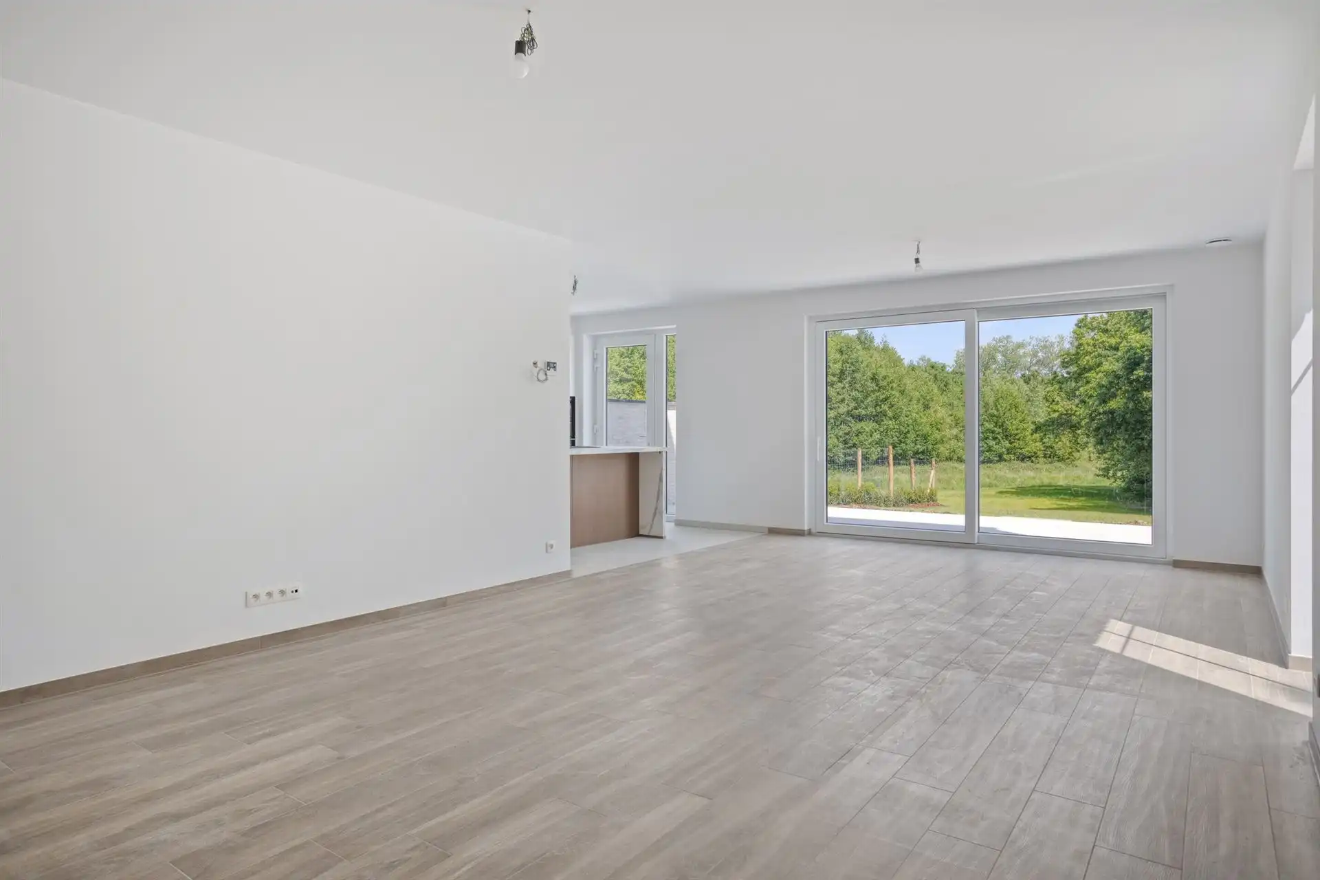 Prachtige nieuwbouw in rustige straat foto 8