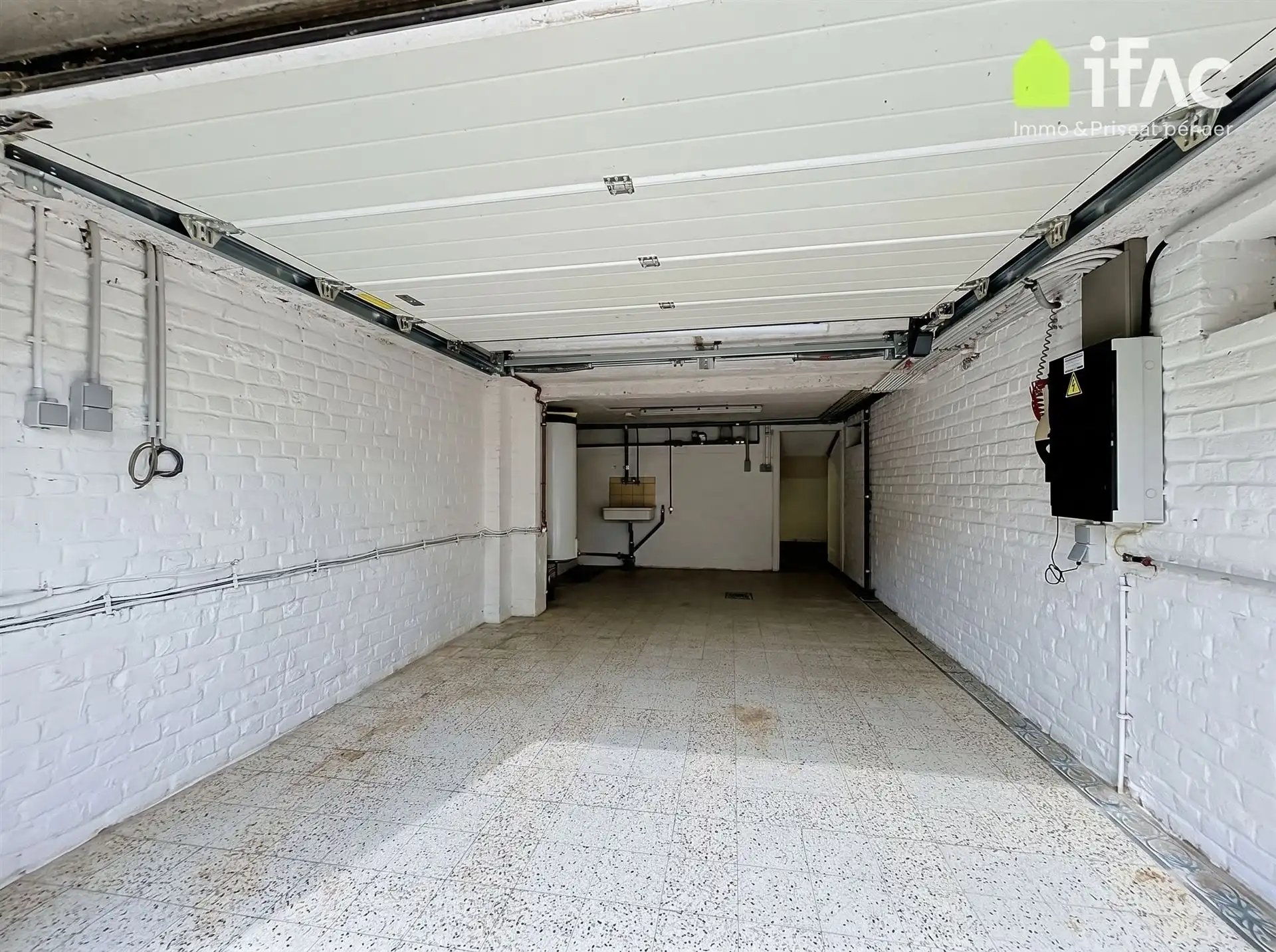 Gerenoveerde woning met 2 slaapkamers en grote tuin foto 13