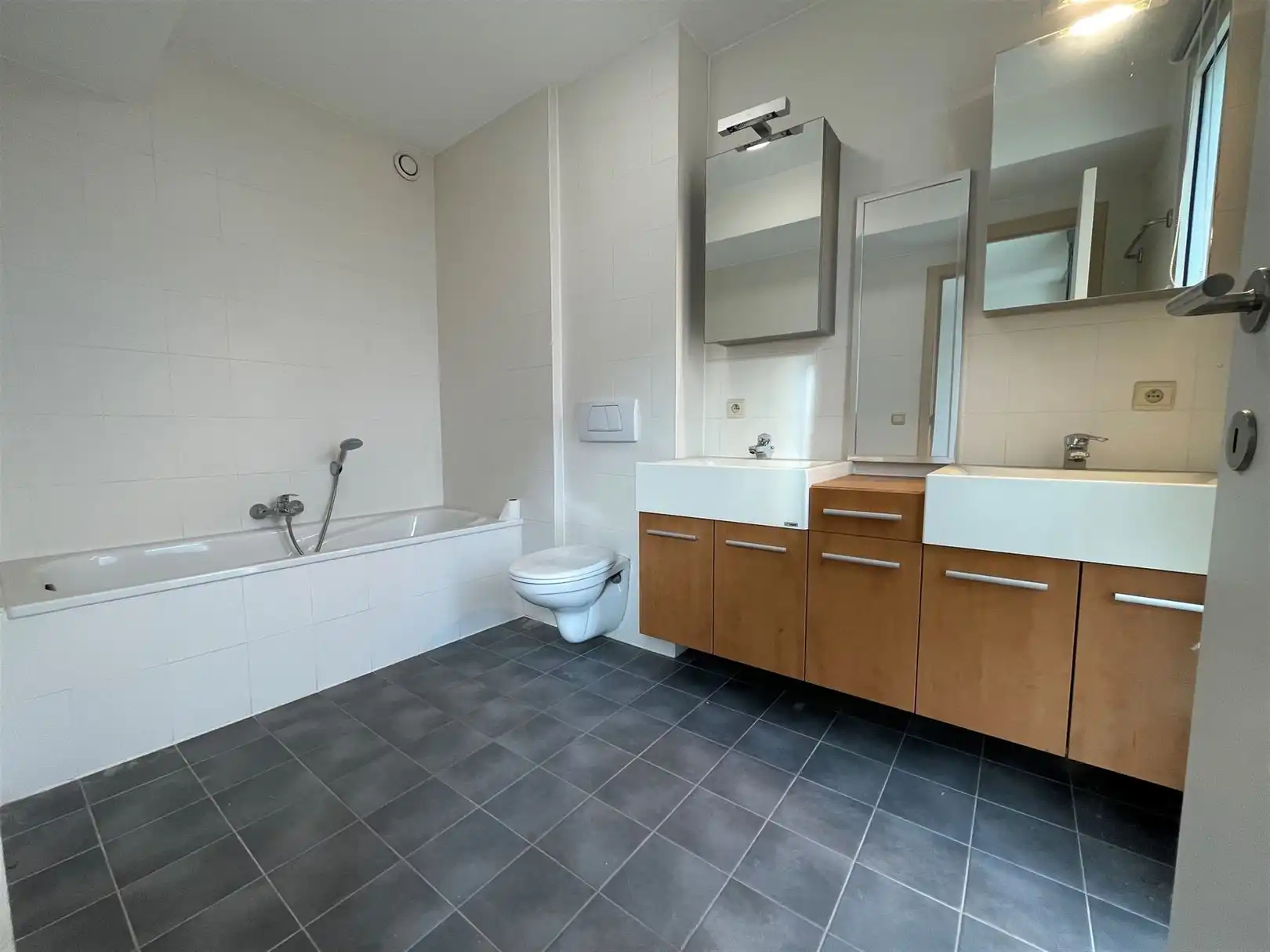 Instapklaar app te huur met 3 slaapkamers foto 12