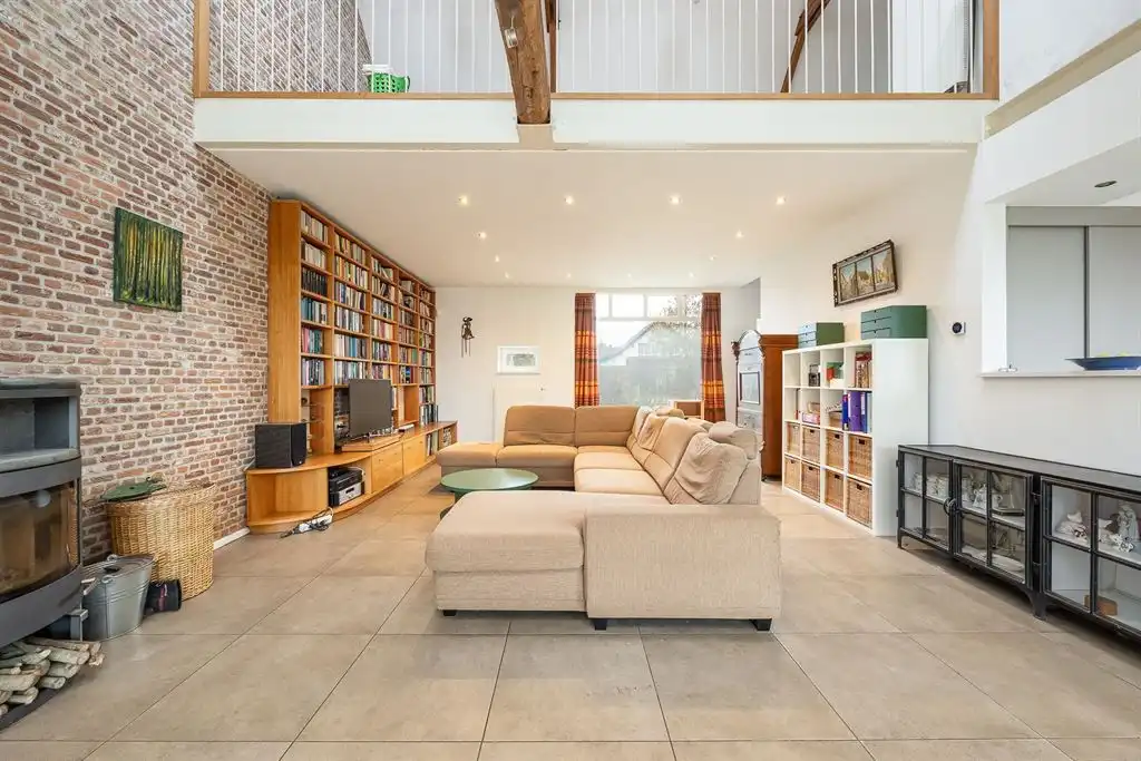 Langgevelhoeve op 3.593m² vlak bij het dorp van Schilde. foto 3