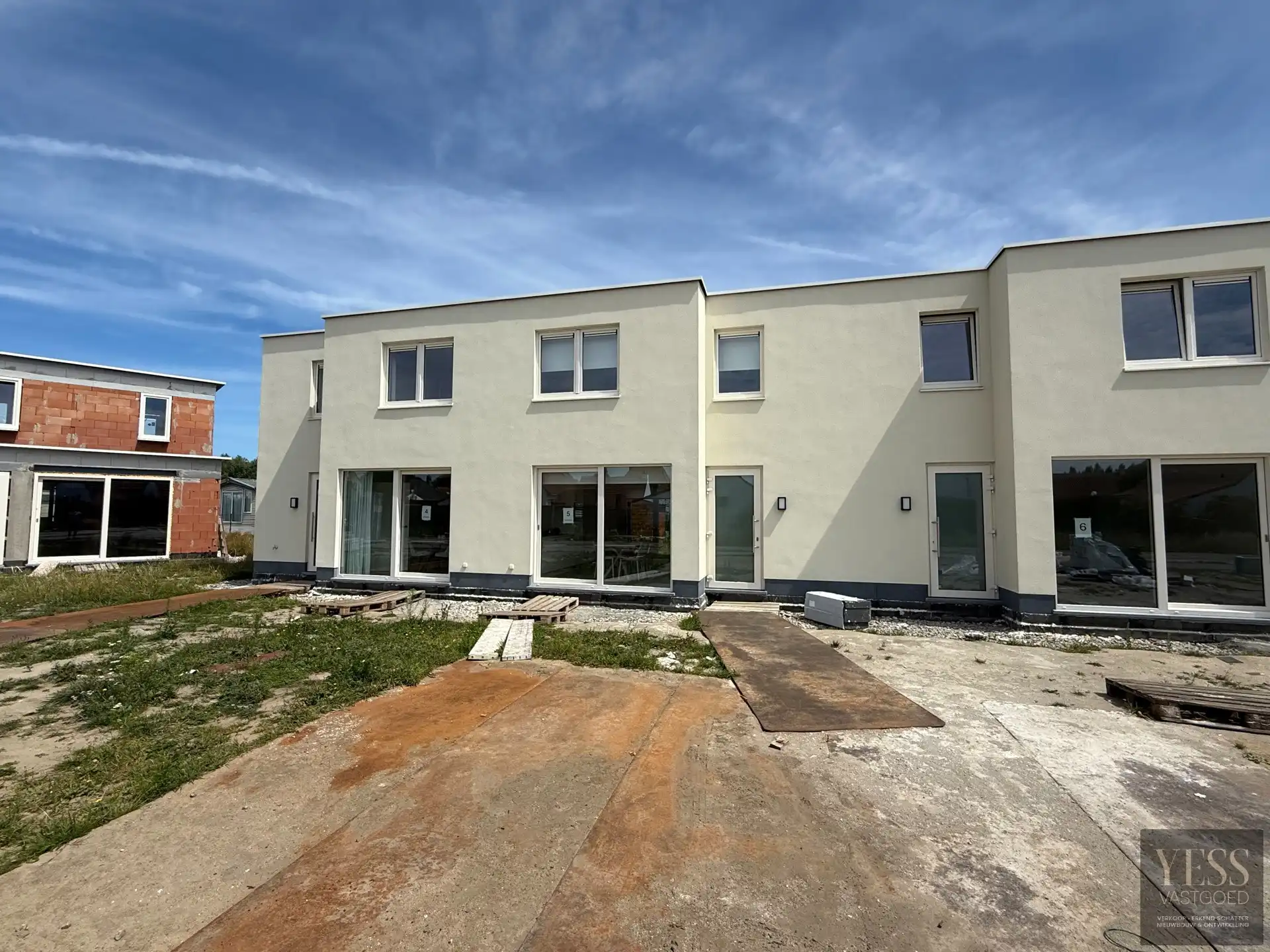 instapklare vakantiewoning te koop - Bredene aan zee. foto {{pictureIndex}}