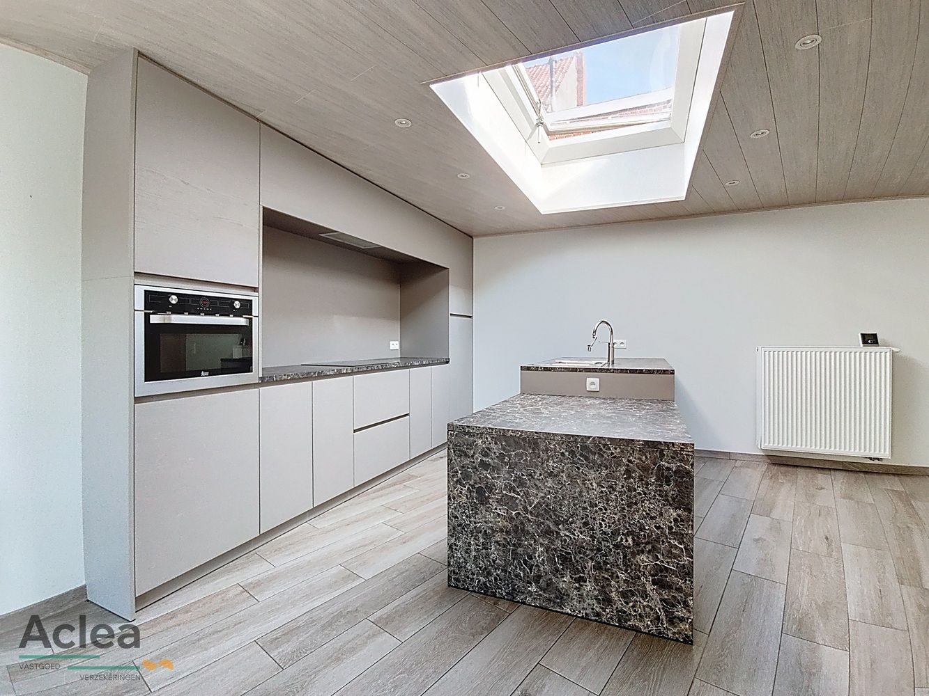 gelijkvloers appartement met terras en ruime tuin foto 7