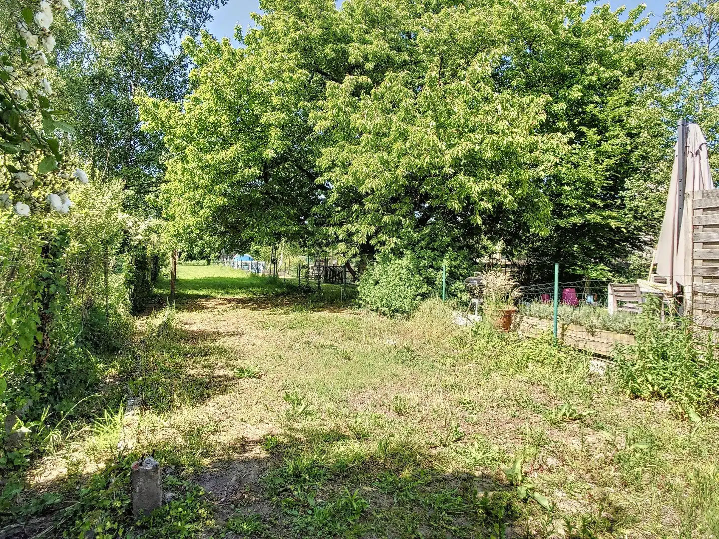 Centraal gelegen woning met twee ruime slaapkamers, zonnige tuin en droge kelder - EPC 252 kWh/m² - bewoonbare oppervlakte van 143 m² foto 22