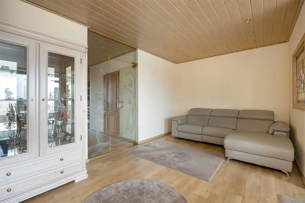 Instapklaar appartement met terras foto 6