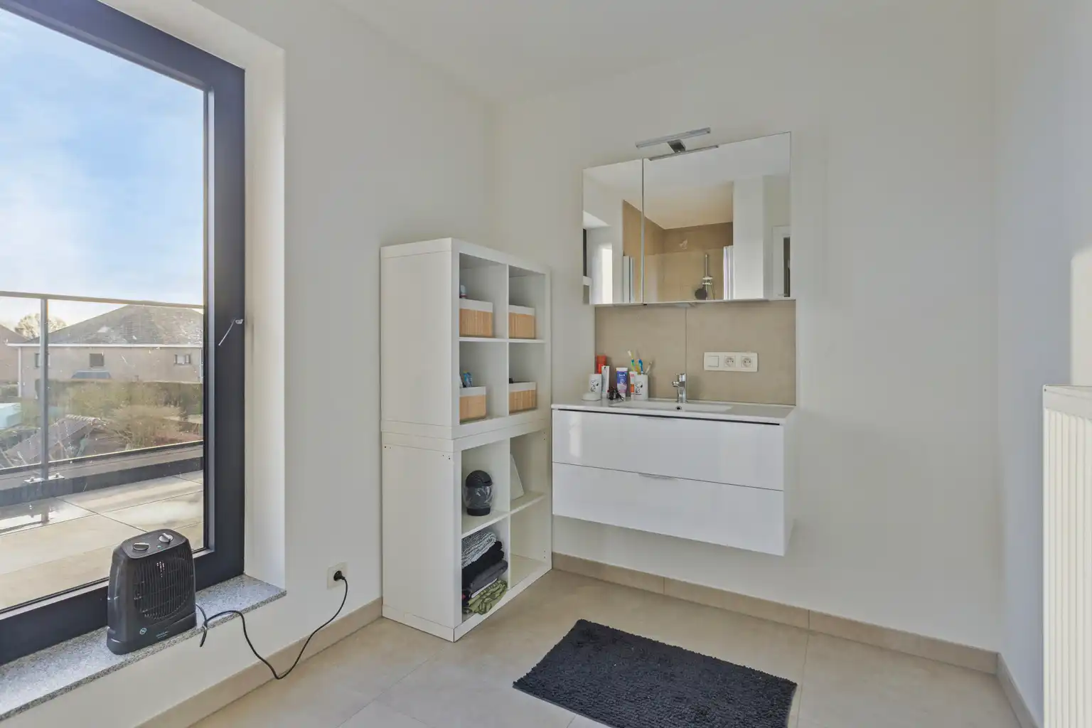 Penthouse in uitstekende staat met 2 slpks en 2 carports foto 14