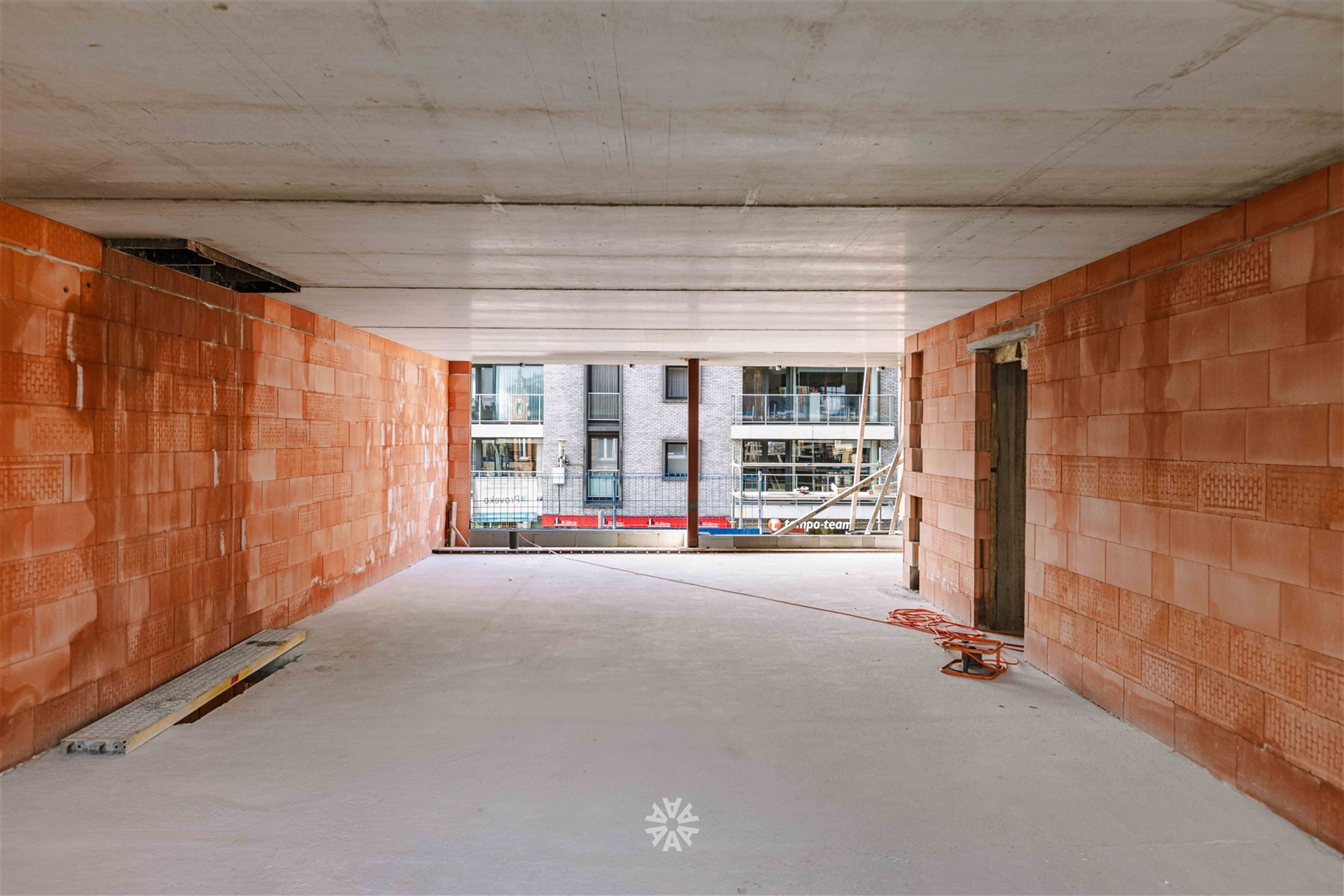 Nieuwbouwappartement te koop met 2 of 3 slaapkamers in een moderne residentie in het hartje van Deinze foto 4