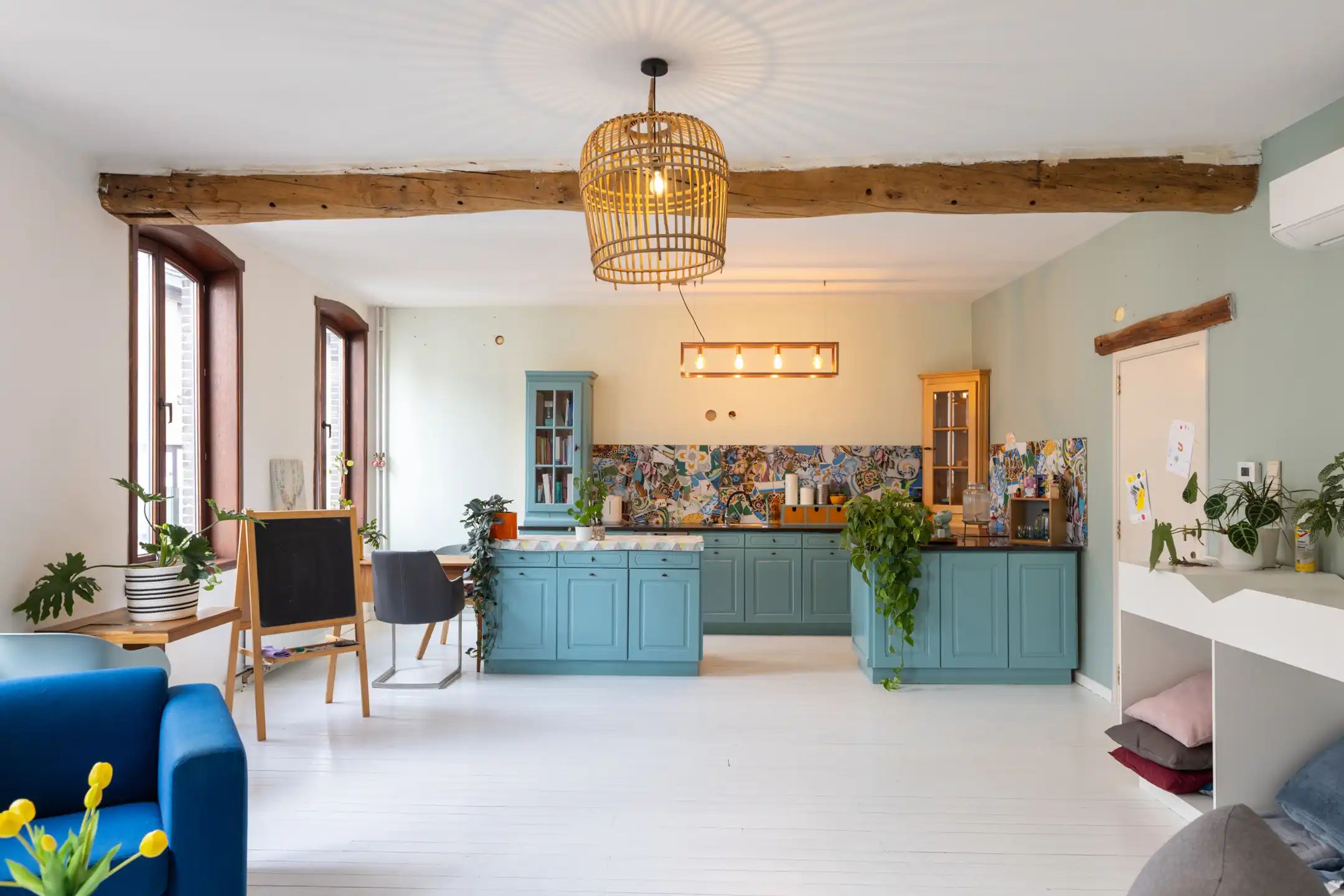 Karaktervolle gesloten bebouwing in het centrum van Sint-Amands, nabij de Schelde foto 17