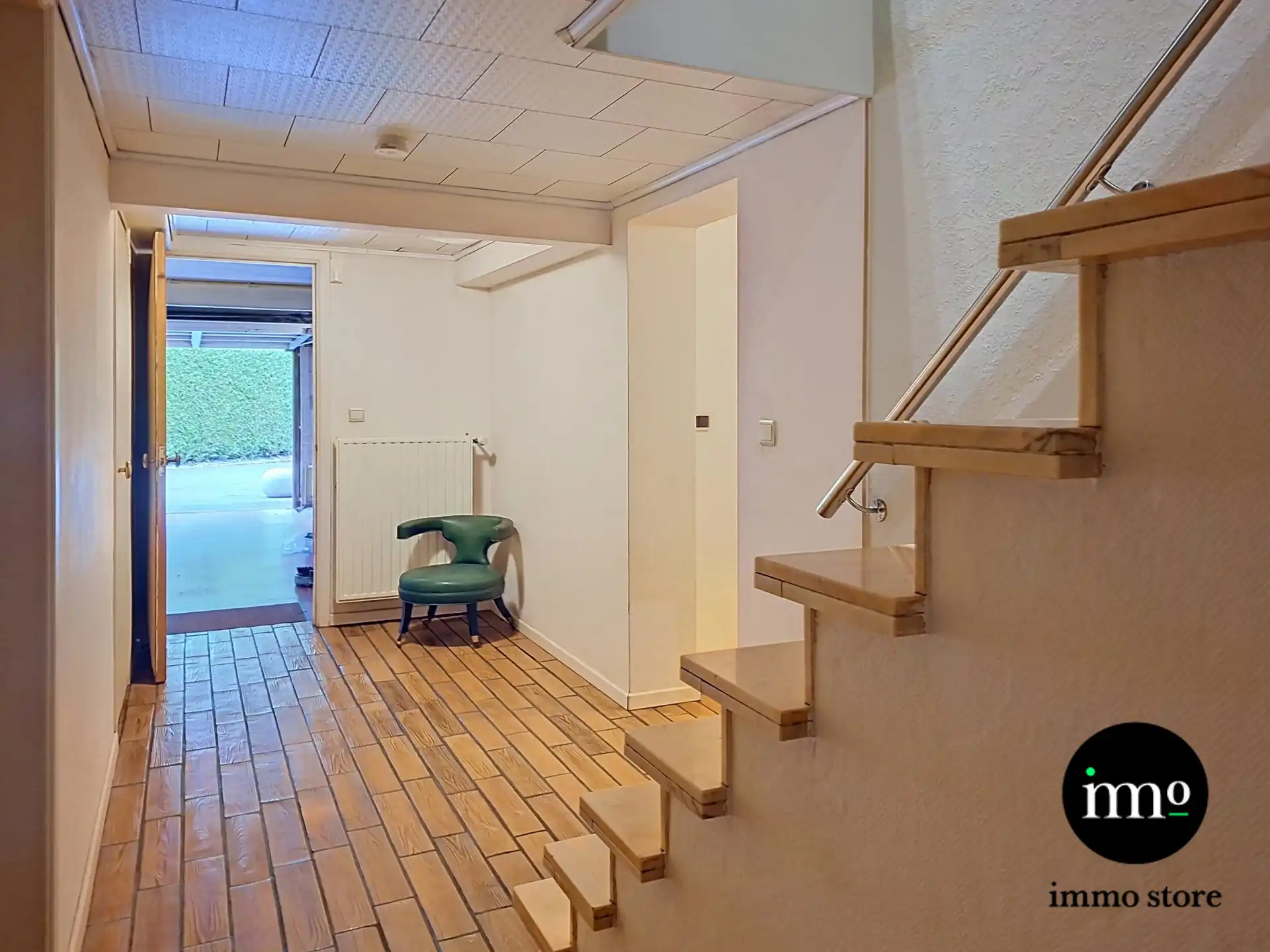 Uitzonderlijk ruime woning in doodlopende straat foto 16