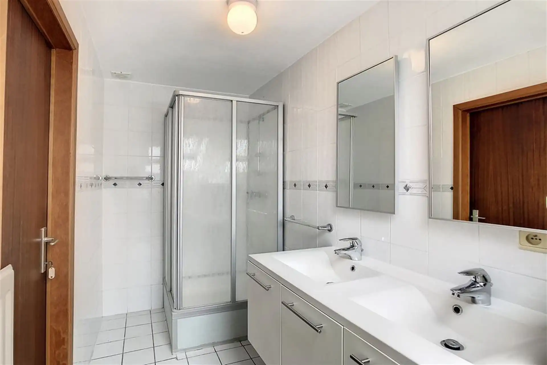 Rustig gelegen en energiezuinige villa foto 26