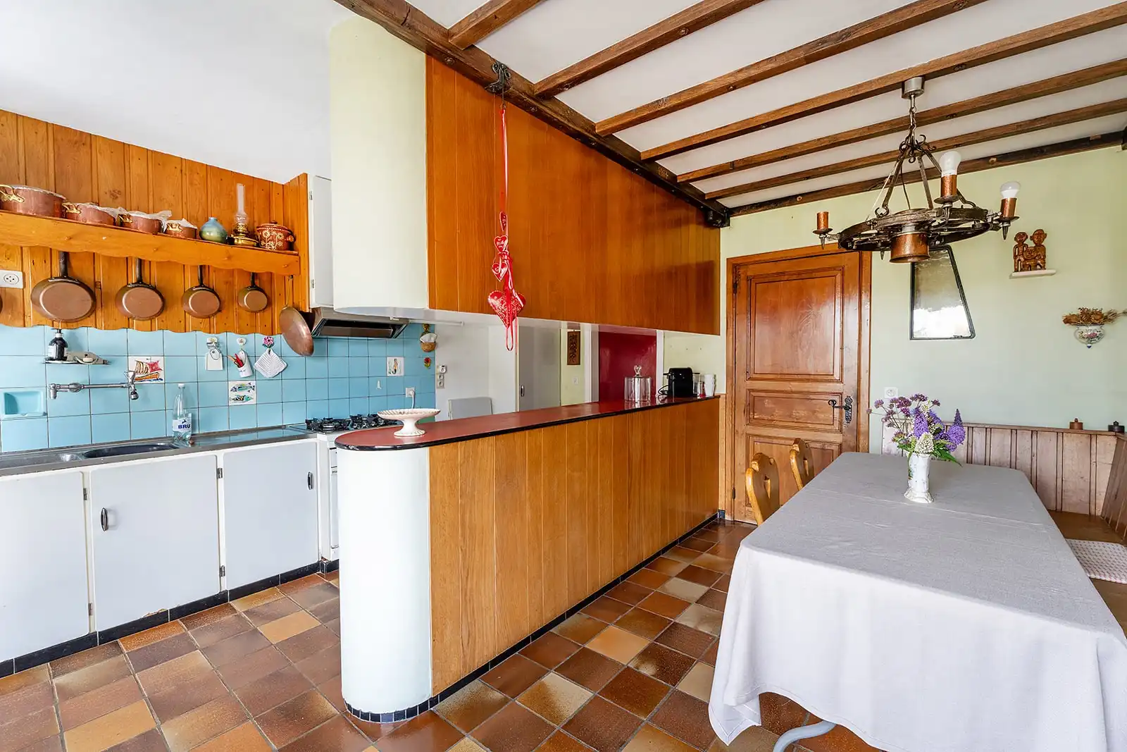 Uitzonderlijke gezinswoning (275m²) met ruim atelier, zonnig terras, garage en prachtige tuin foto 9