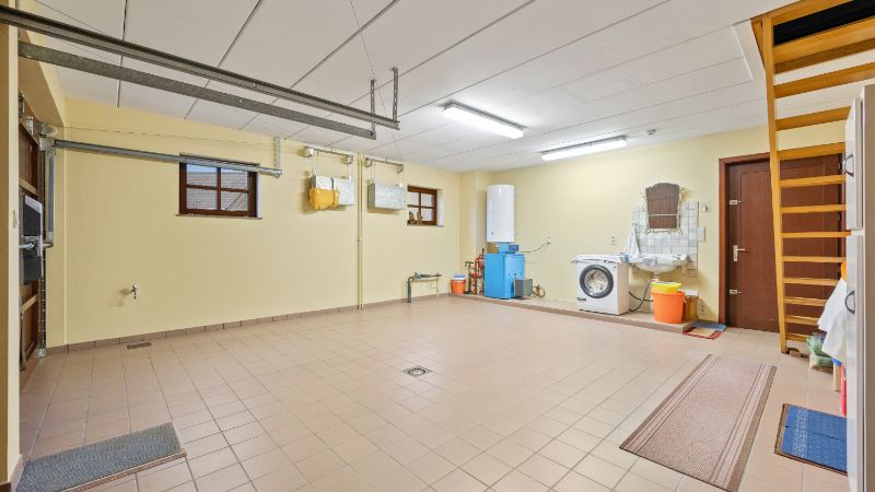 Landhuis van 278m² op 12 are nabij het centrum foto 19