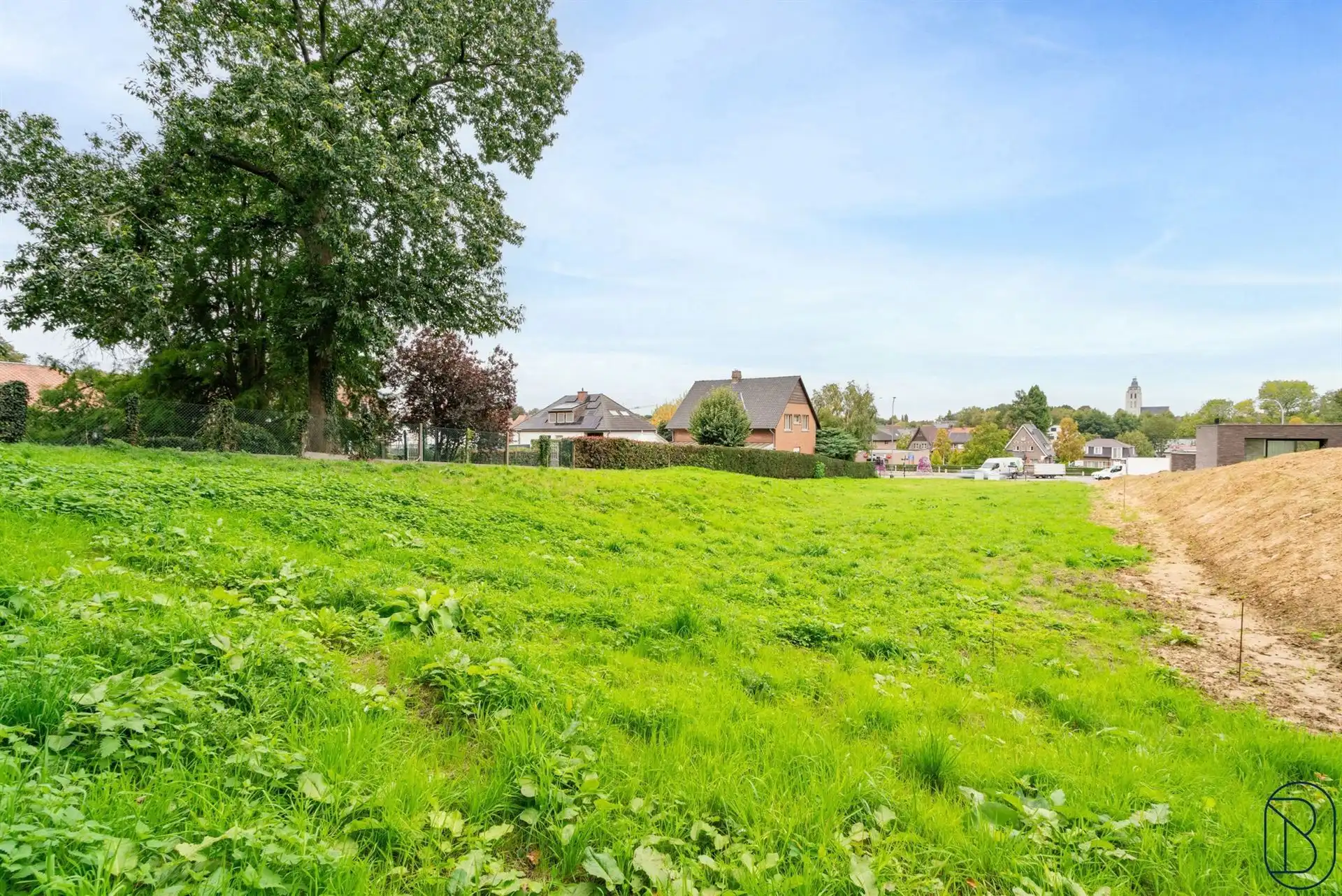 GOED en COMMERCIEEL gelegen BOUWGROND voor VILLA! foto 3