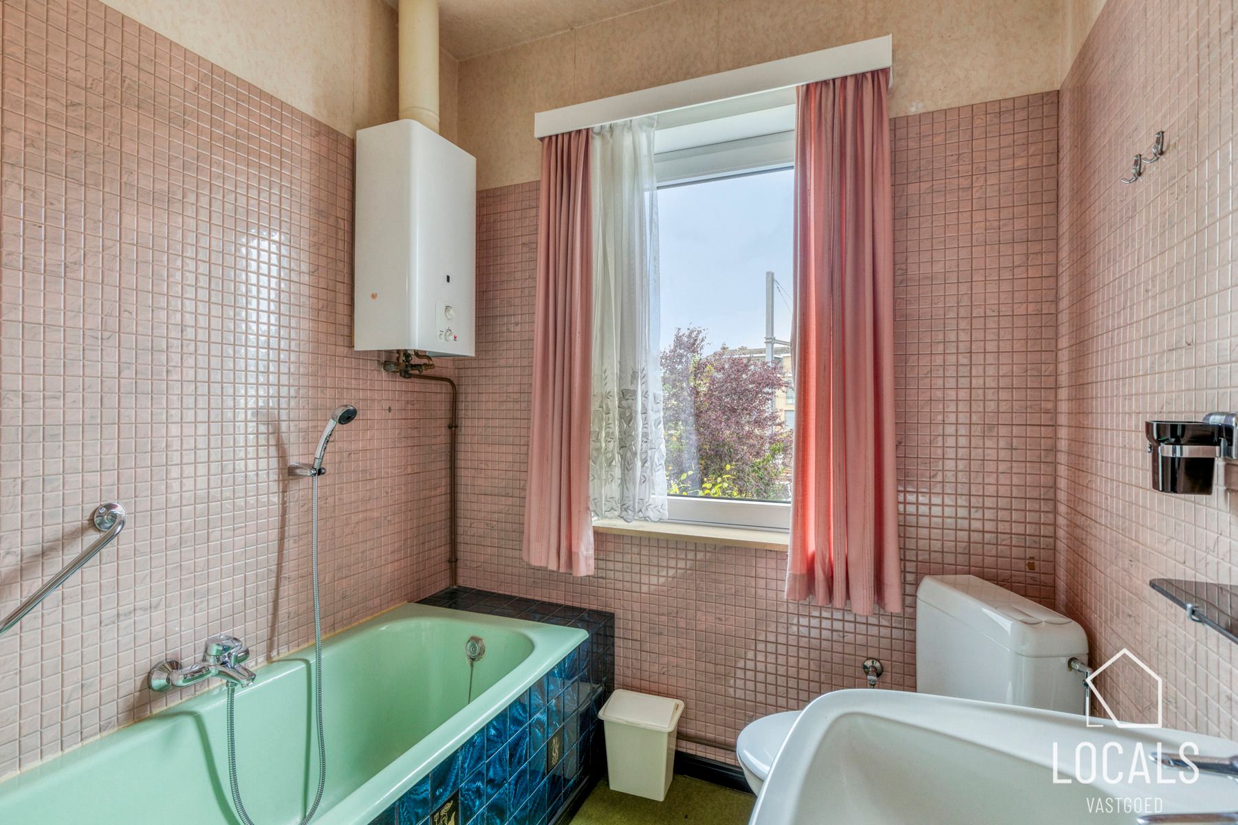 Te renoveren woning kortbij station Ninove foto 15