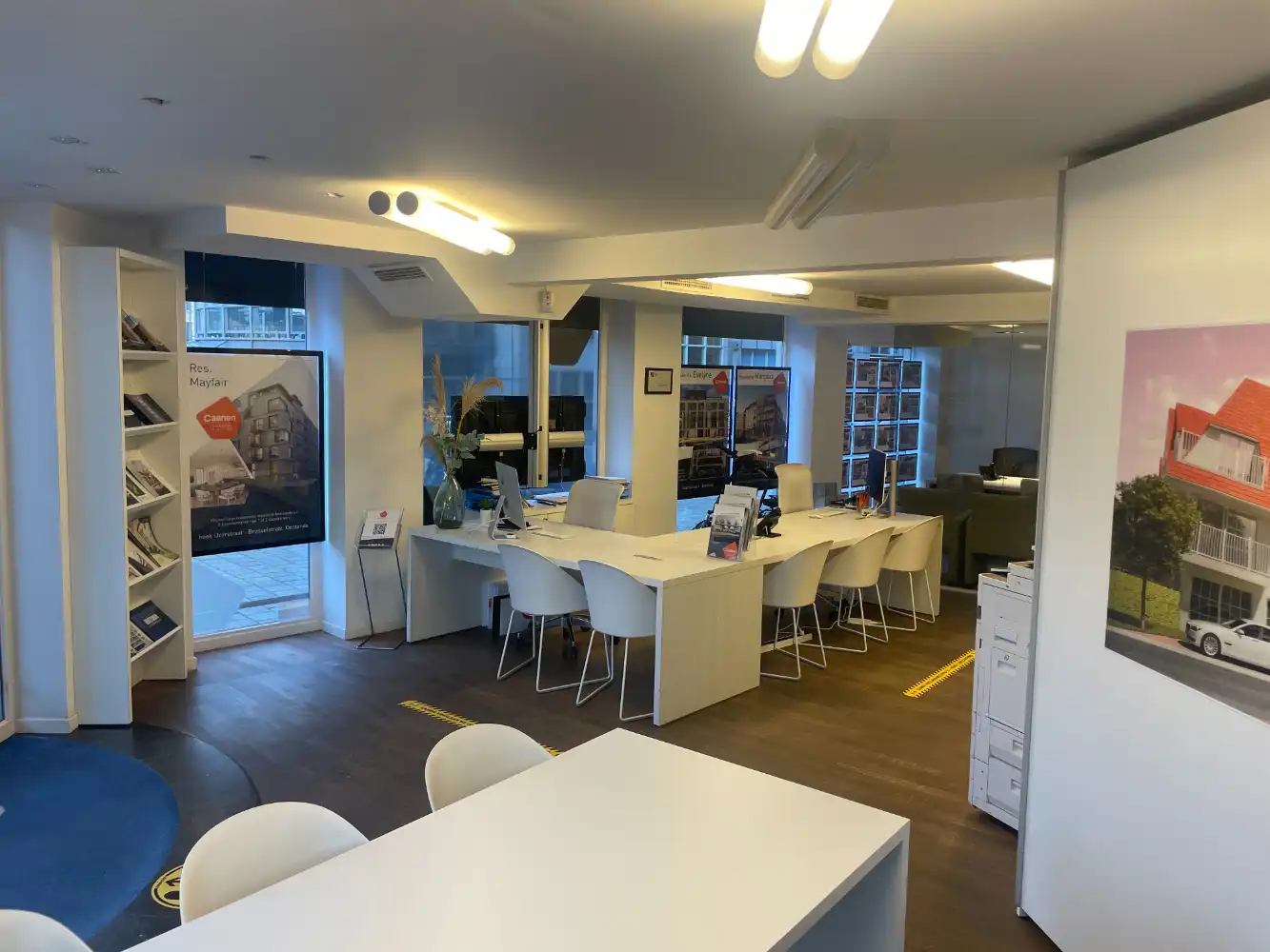 Ruim handelspand te huur aan de jachthaven van Oostende foto 4