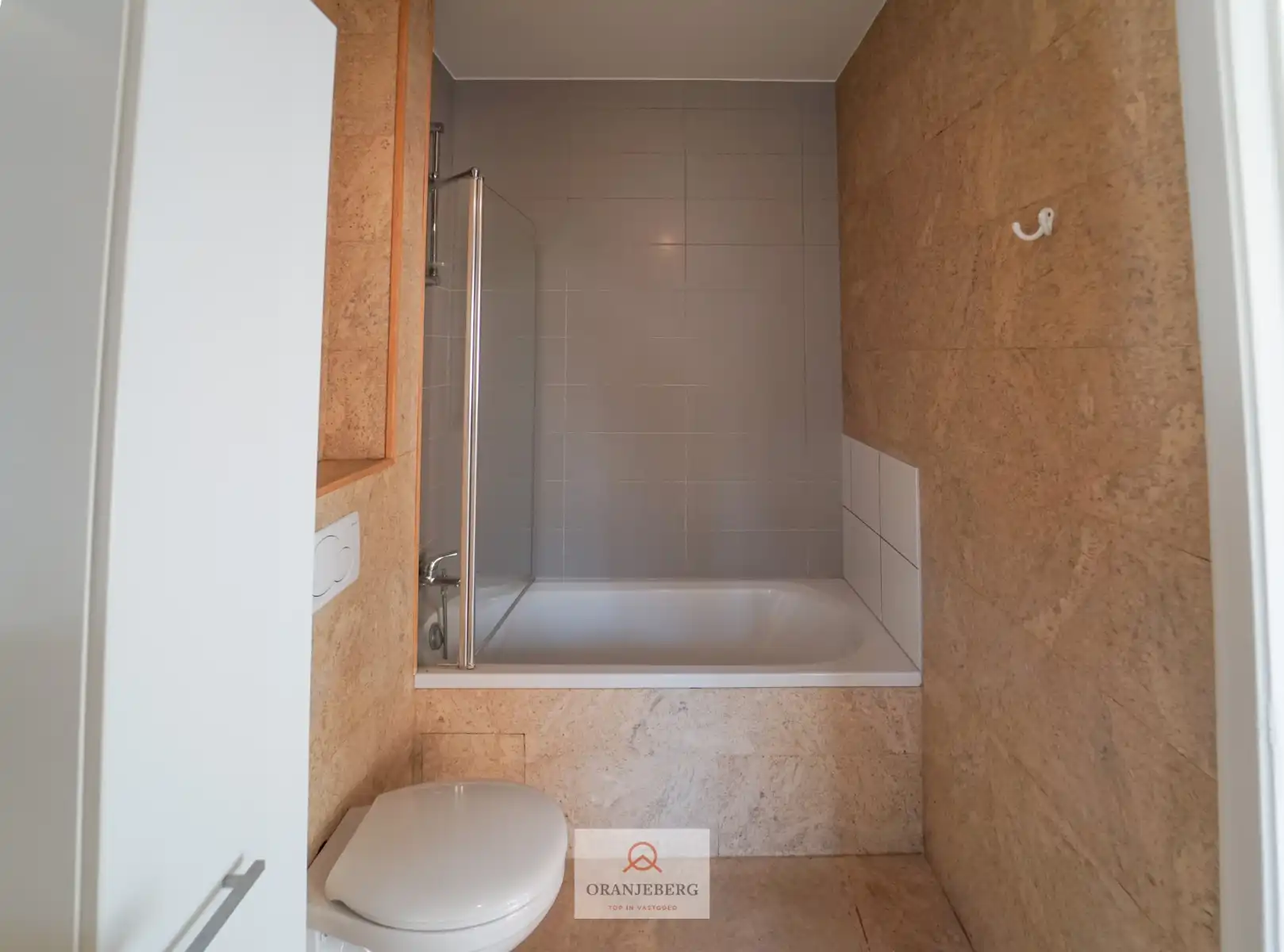 Gezellig appartement gunstig gelegen! foto 9