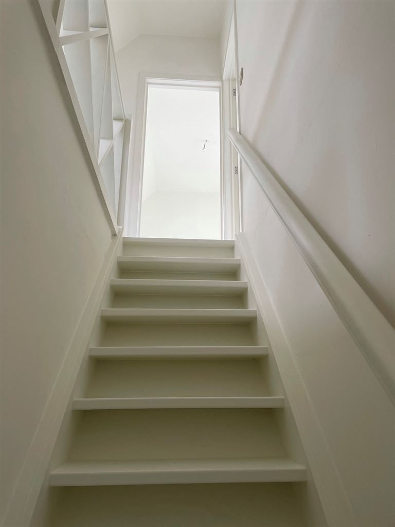 Ruim duplex appartement met 2 slaapkamers en gezellig terras in het centrum van Hasselt.  foto 15