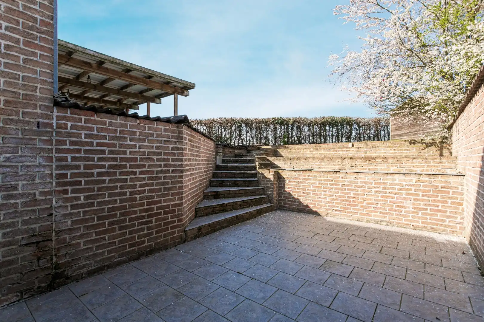 Vrijstaande woning met 4 slpks & ruime tuin  foto 10