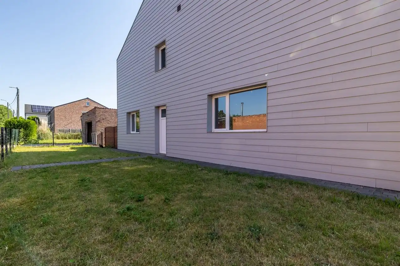 Verzorgde woning met 2 slpk., tuin en garage foto 31