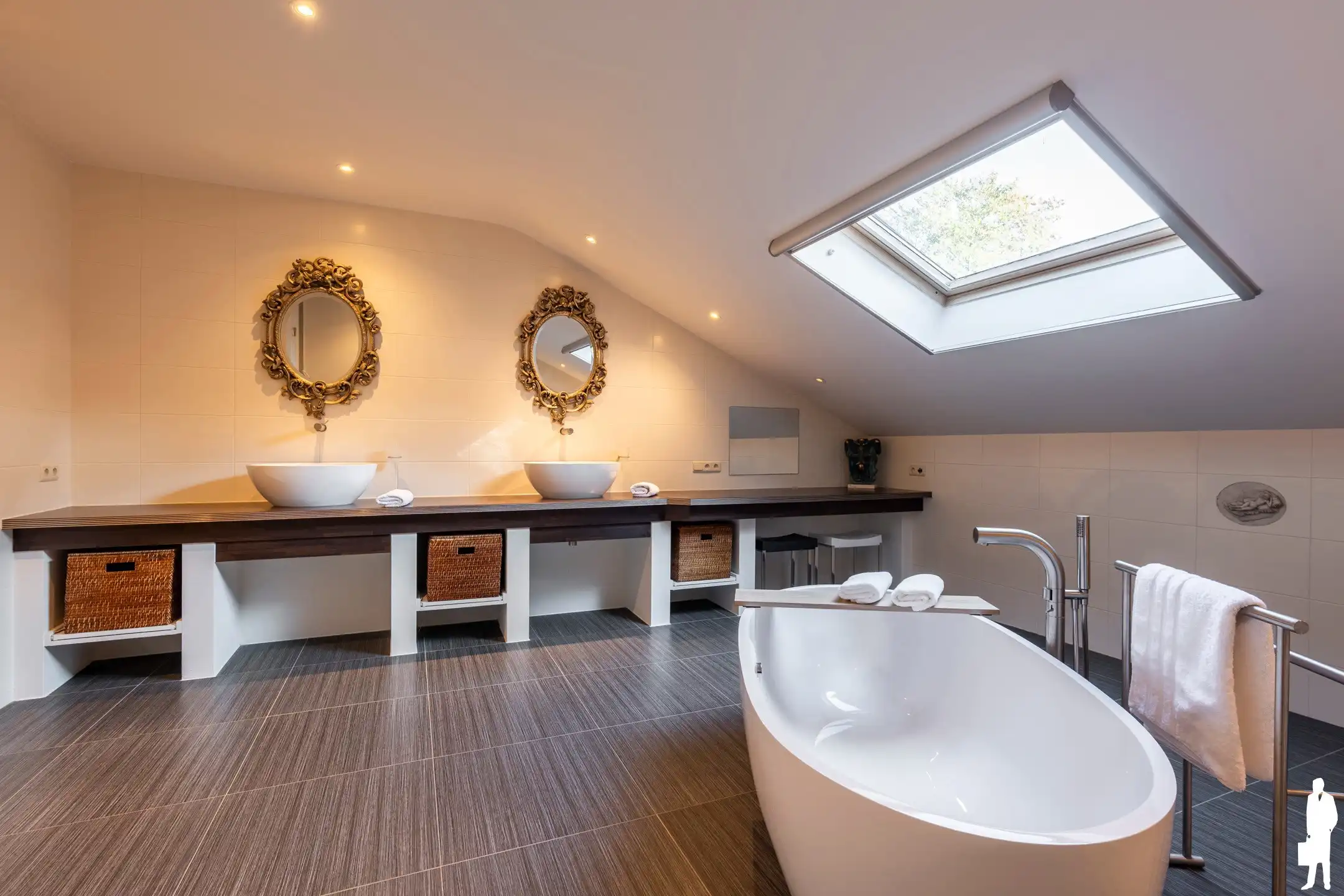 Architectenvilla: B-label, 5 à 6 slpk., 3 bk., nabij Nederl. foto 16