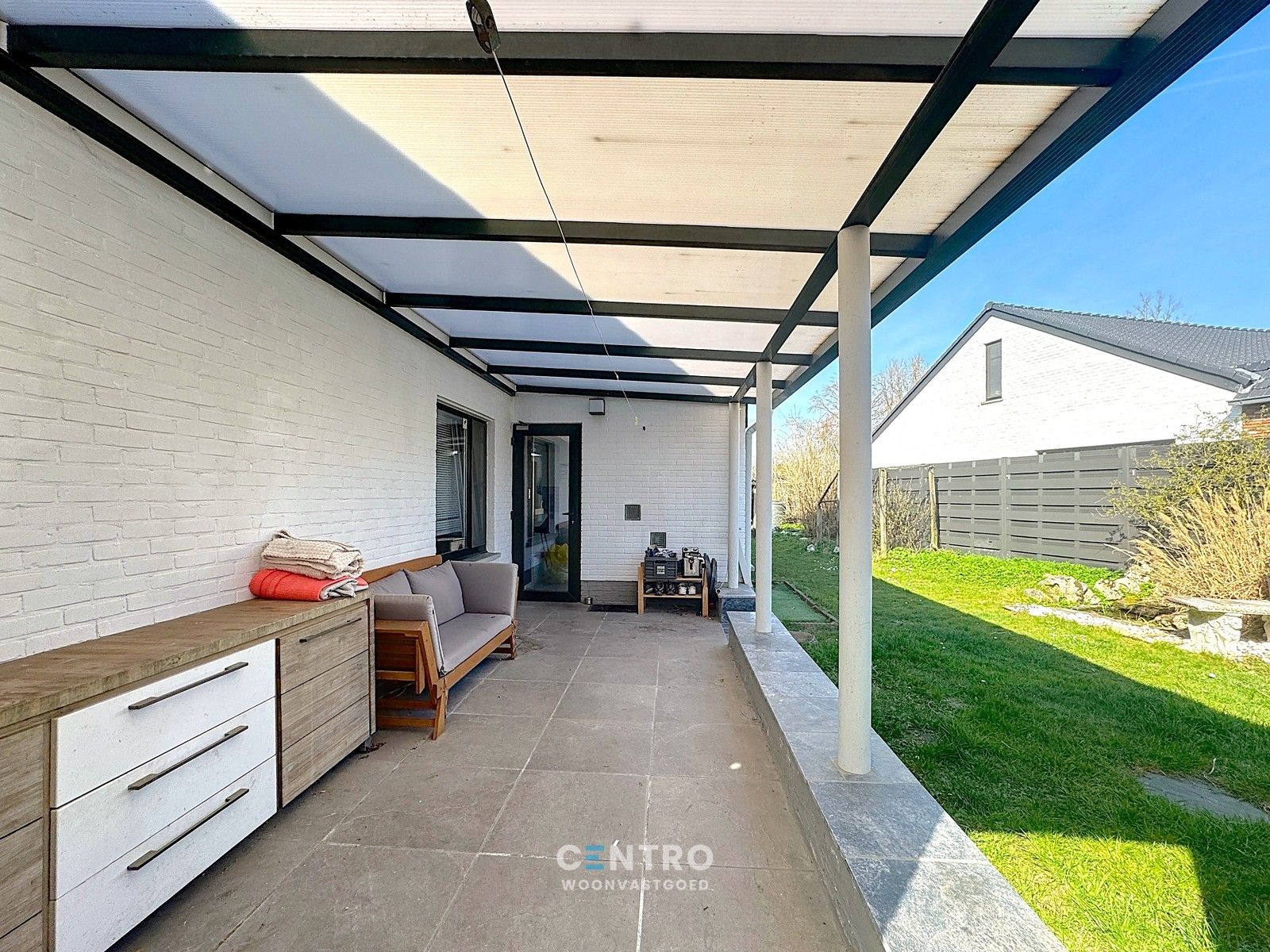 Ruime, instapklare WONING met 5/6 slaapkamers, badkamer, nieuwe keuken, grote garage en ZONNIGE tuin te Brugge (Sint-Kruis) foto 10