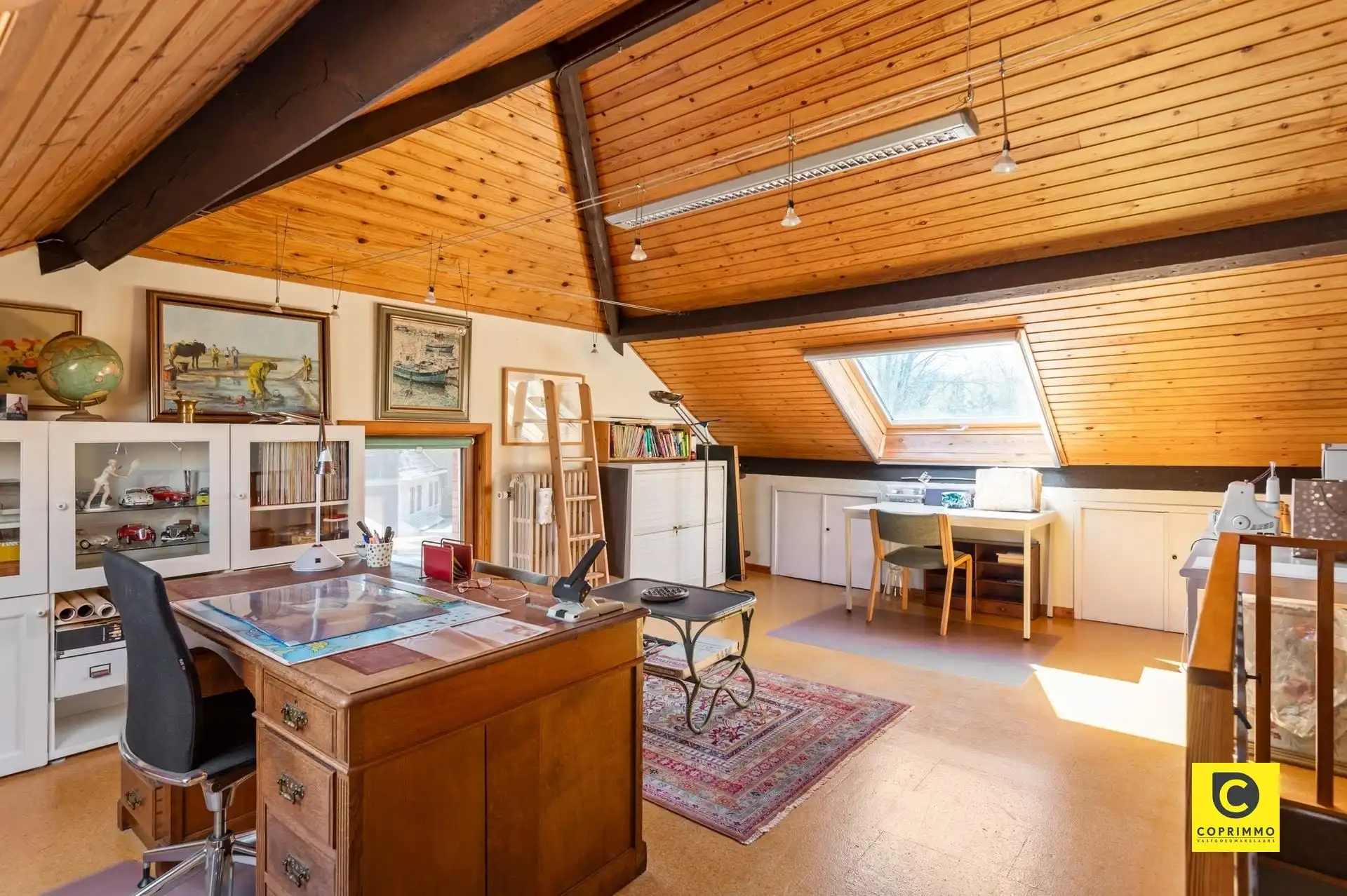 Karaktervolle woning te koop in hartje Edegem foto 24