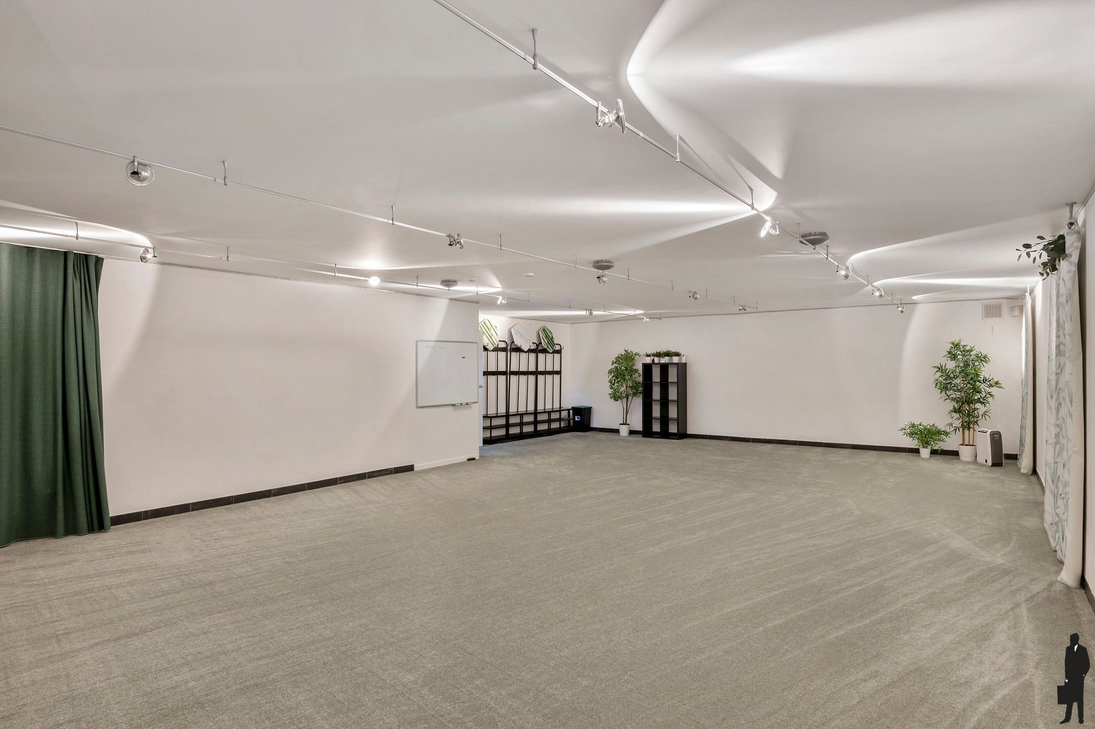 Zeer ruime (502 m²) handelswoonst op toplocatie in Oostmalle foto 3