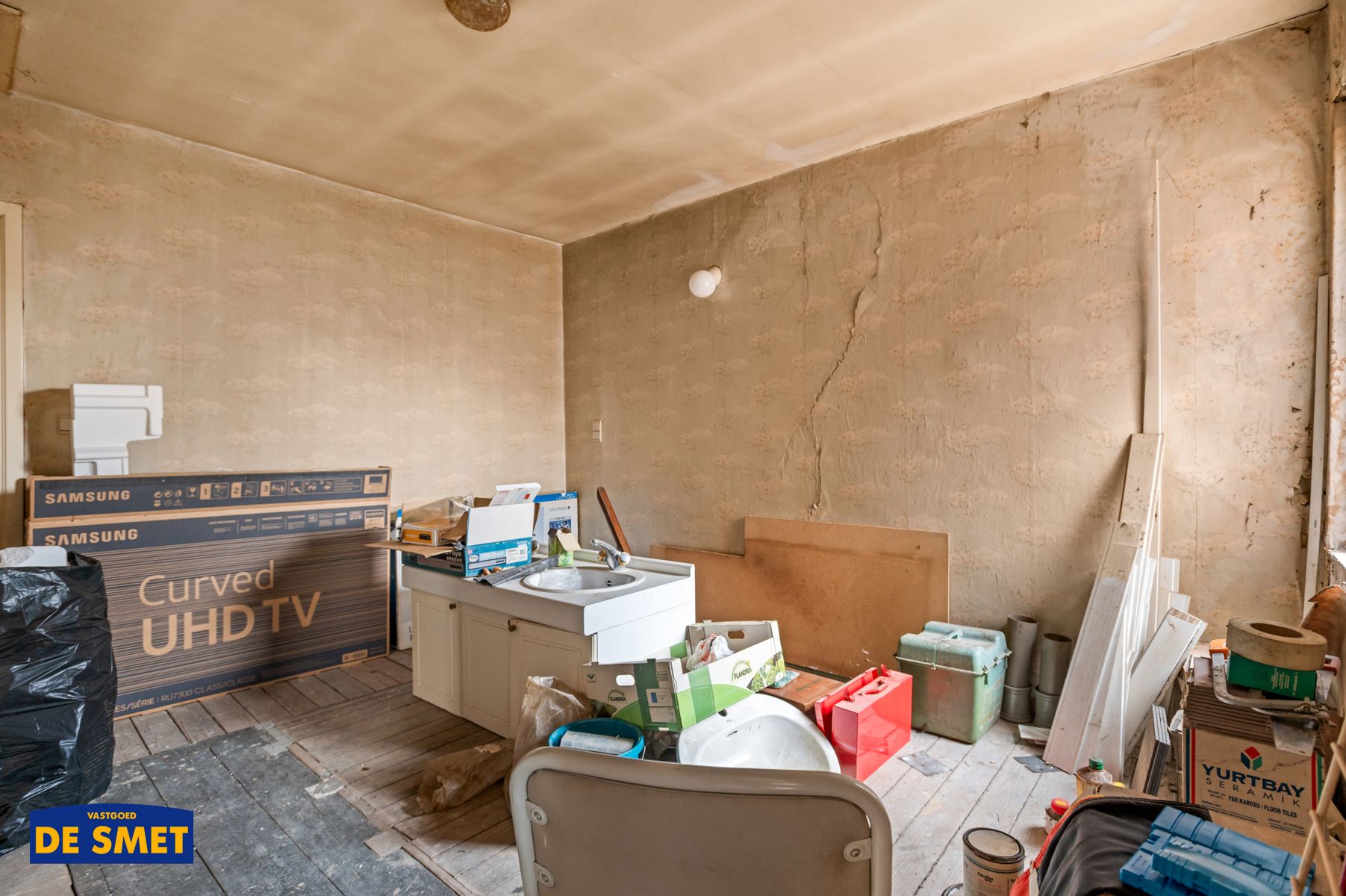 Volledig te vernieuwen/af te breken rijwoning zonder tuin foto 13