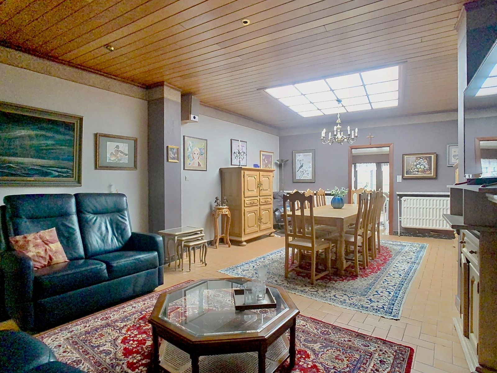 Centraal gelegen rijwoning met 2 SLPK én mooie stadstuin! foto 4